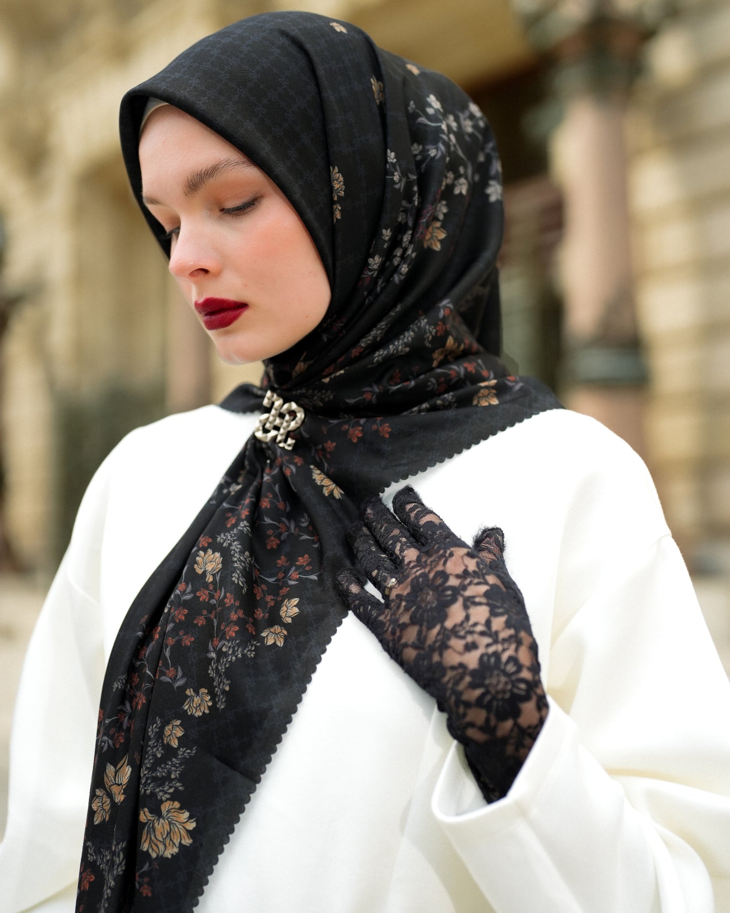 Roza Scarf