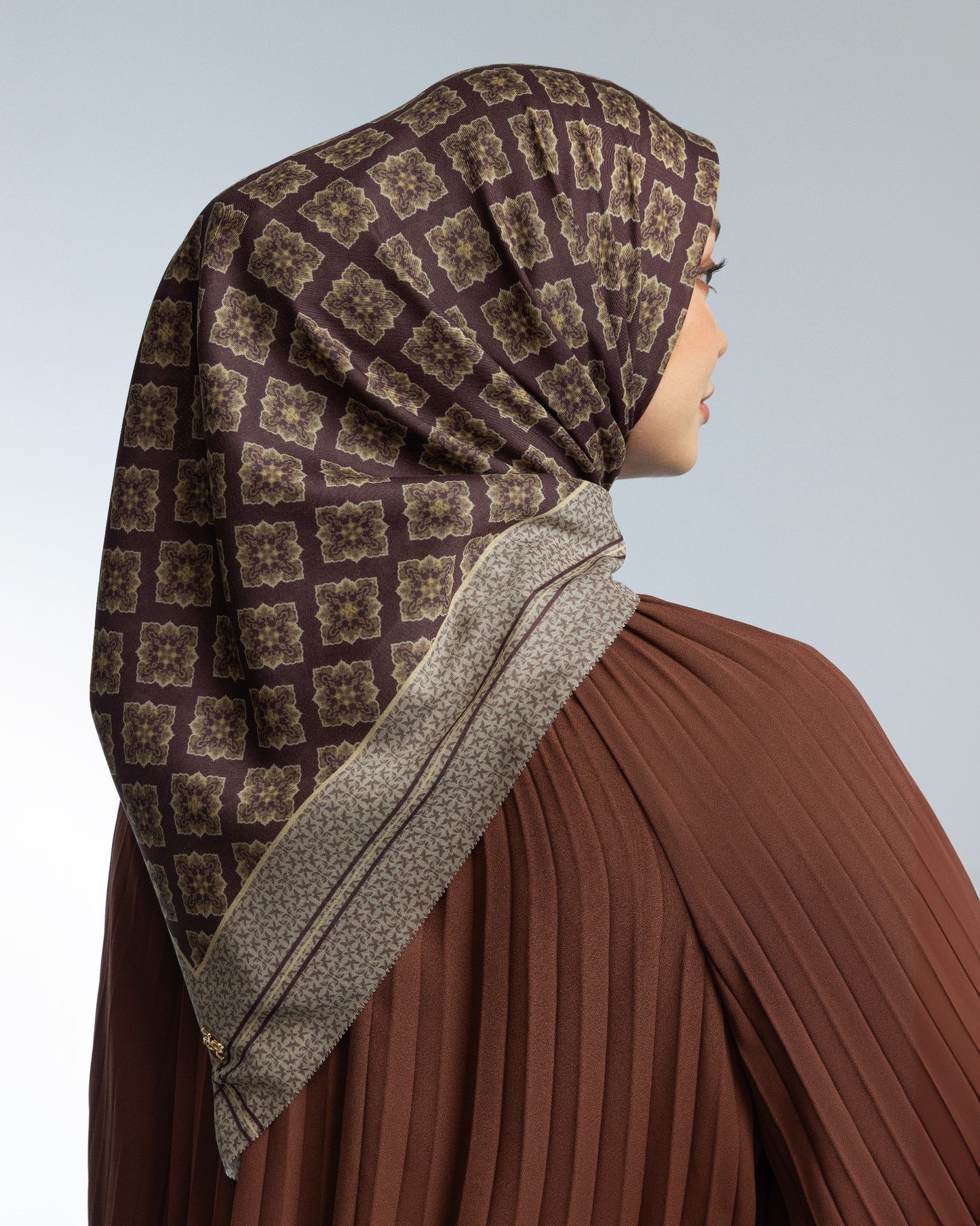 Rumila Scarf