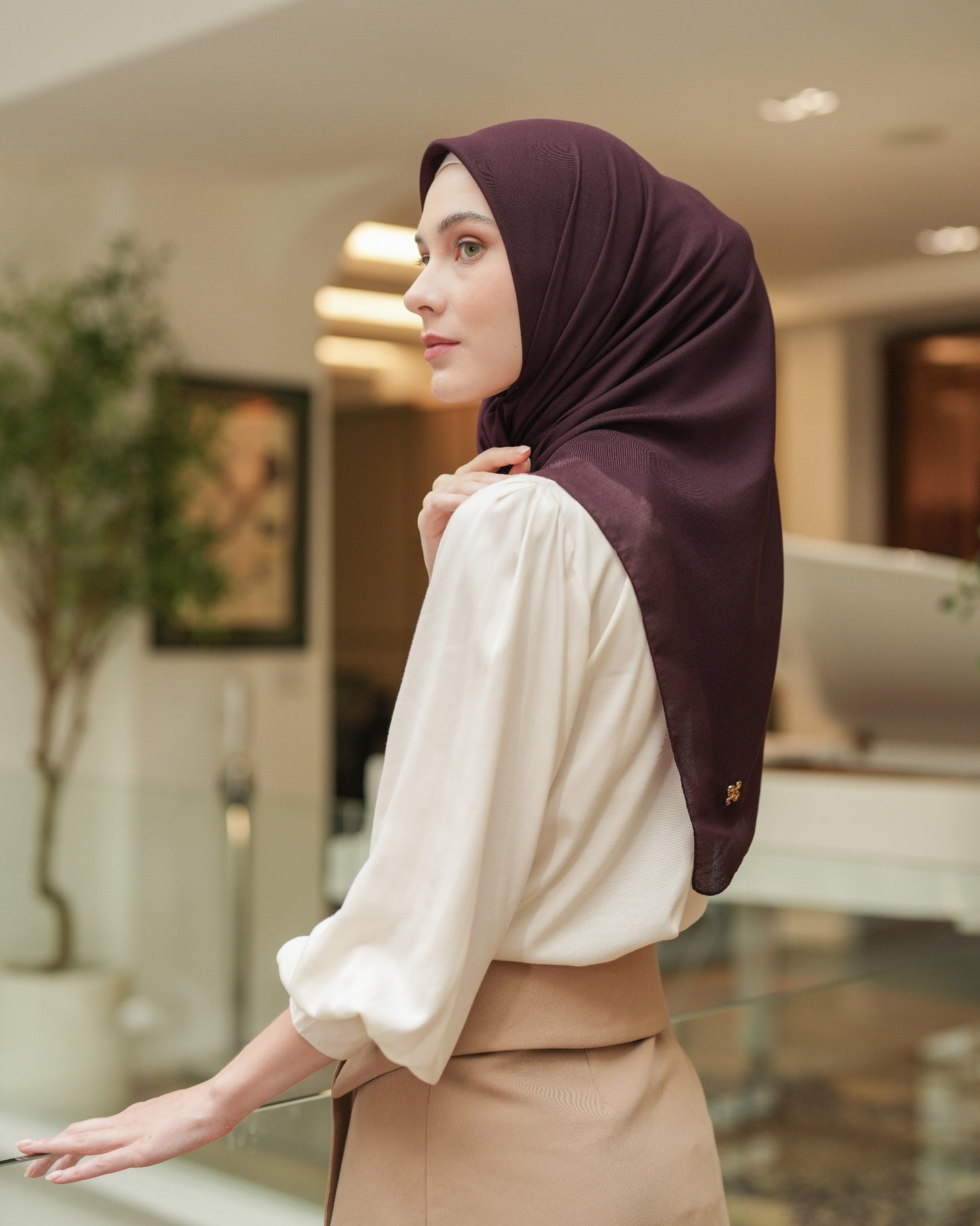 Heaven Lights - Voal Plain - Plain Square Voal Hijab