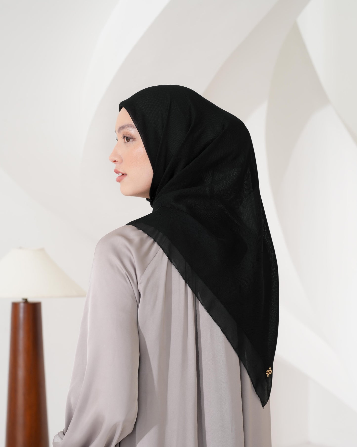 HL Paris Japan Basic Scarf