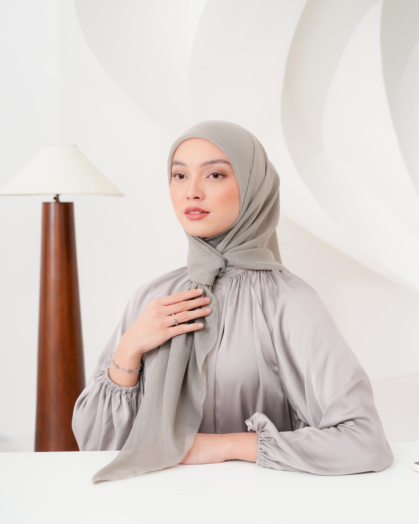 HL Paris Japan Basic Scarf