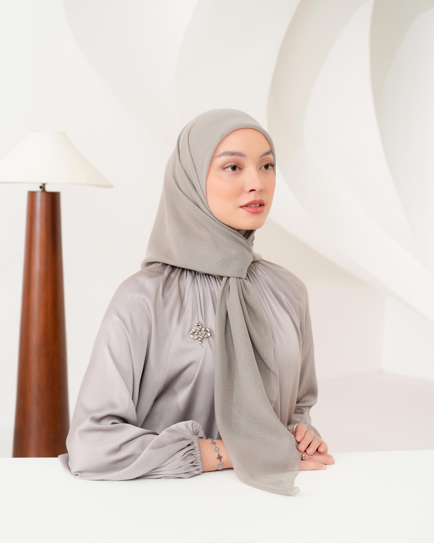 HL Paris Japan Basic Scarf