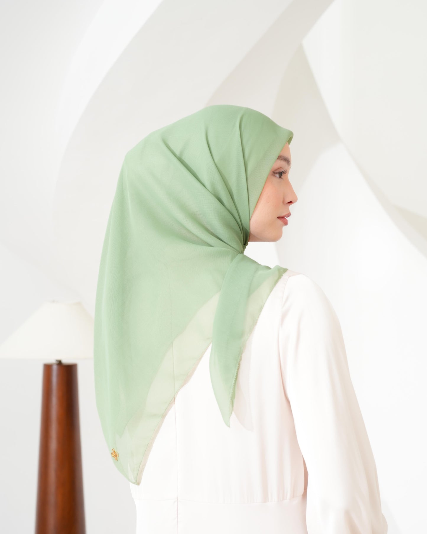 HL Paris Japan Basic Scarf