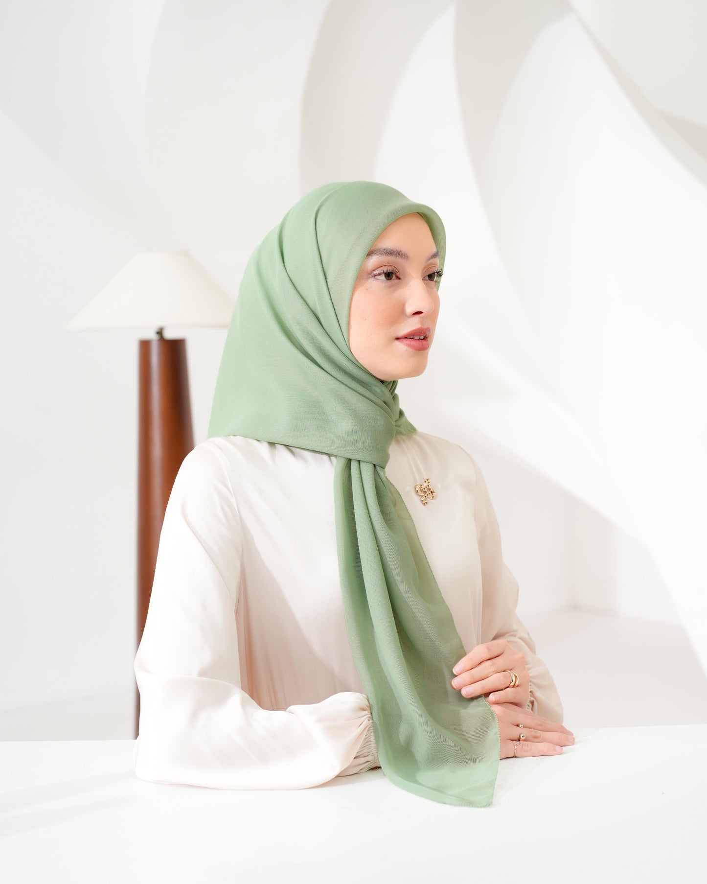 HL Paris Japan Basic Scarf