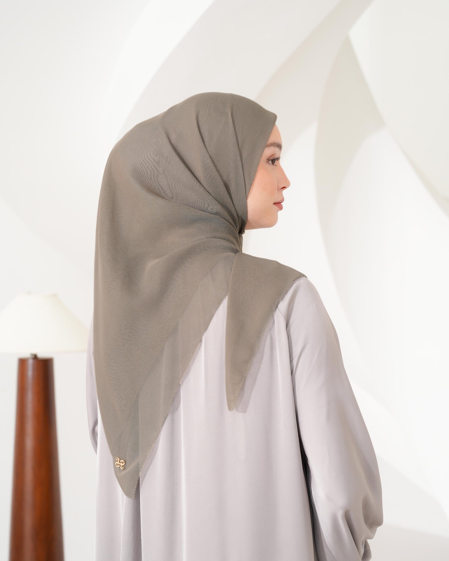 HL Paris Japan Basic Scarf