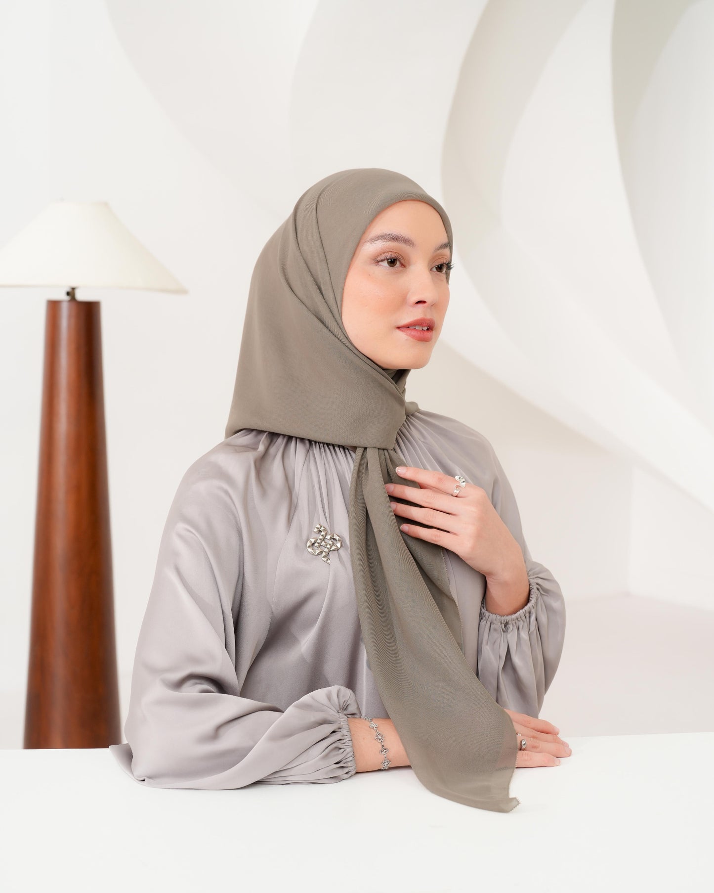 HL Paris Japan Basic Scarf