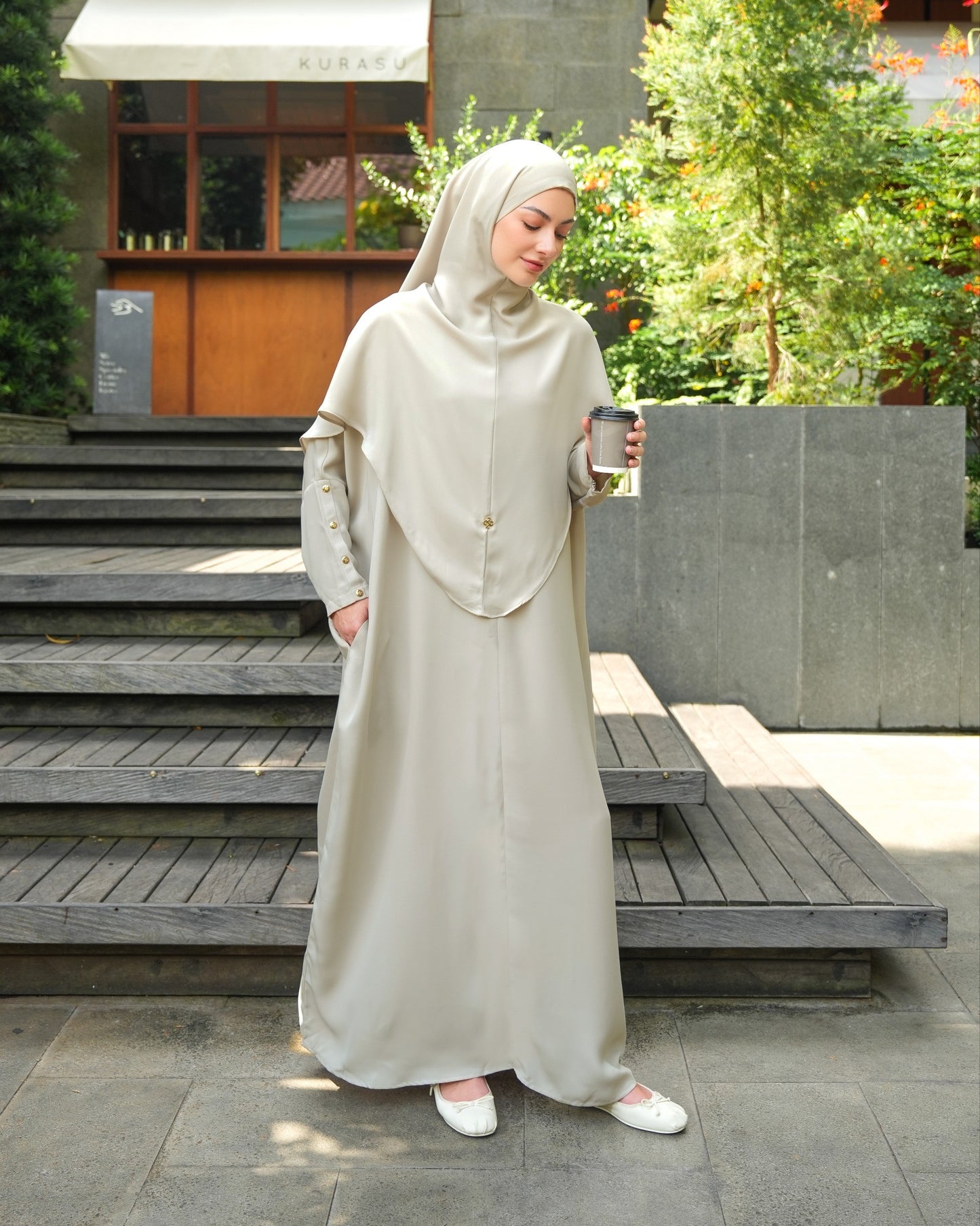 Halia One Set
