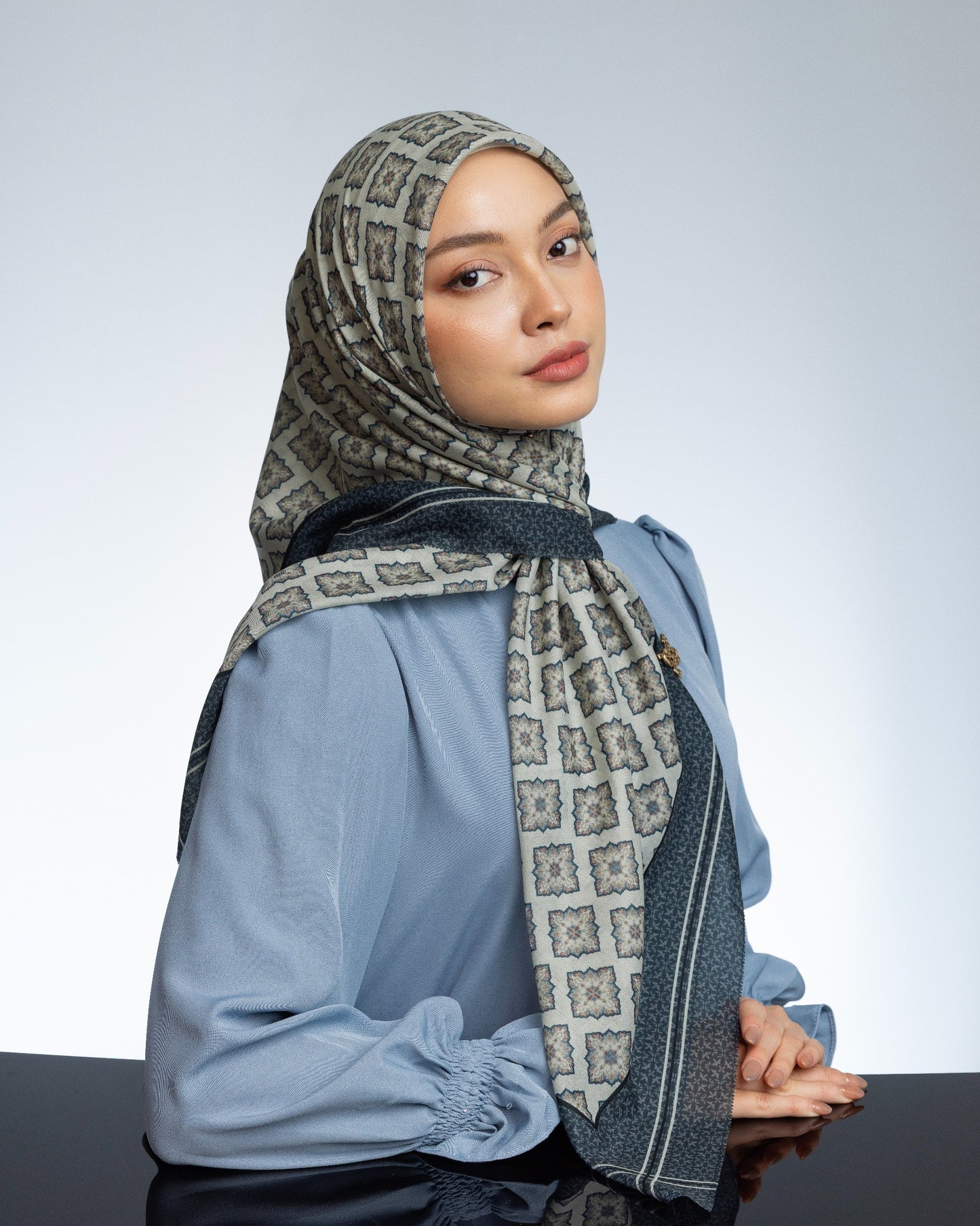 Rumila Scarf