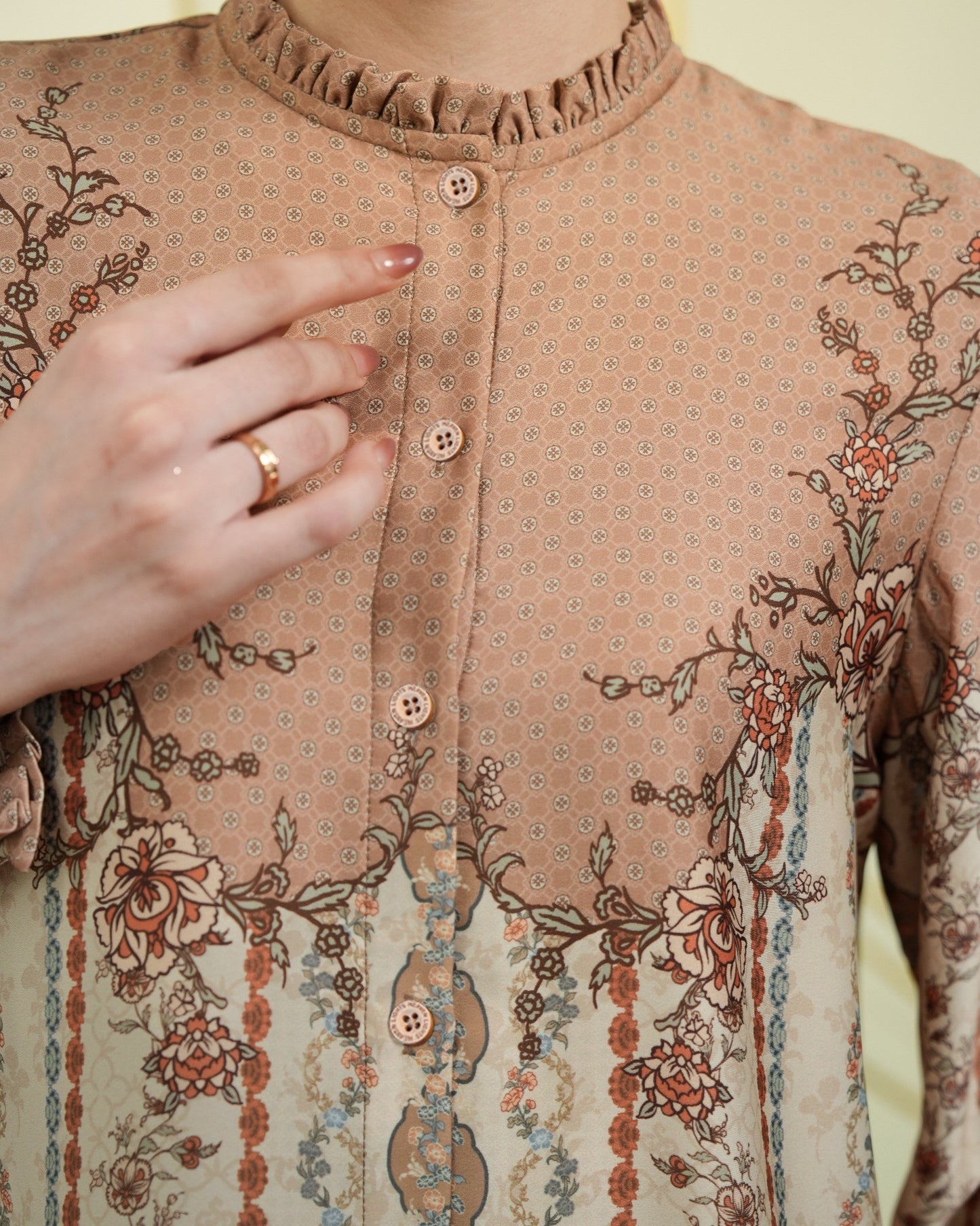 Rumila Blouse