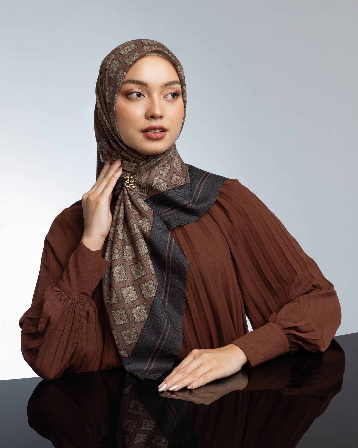 Rumila Scarf