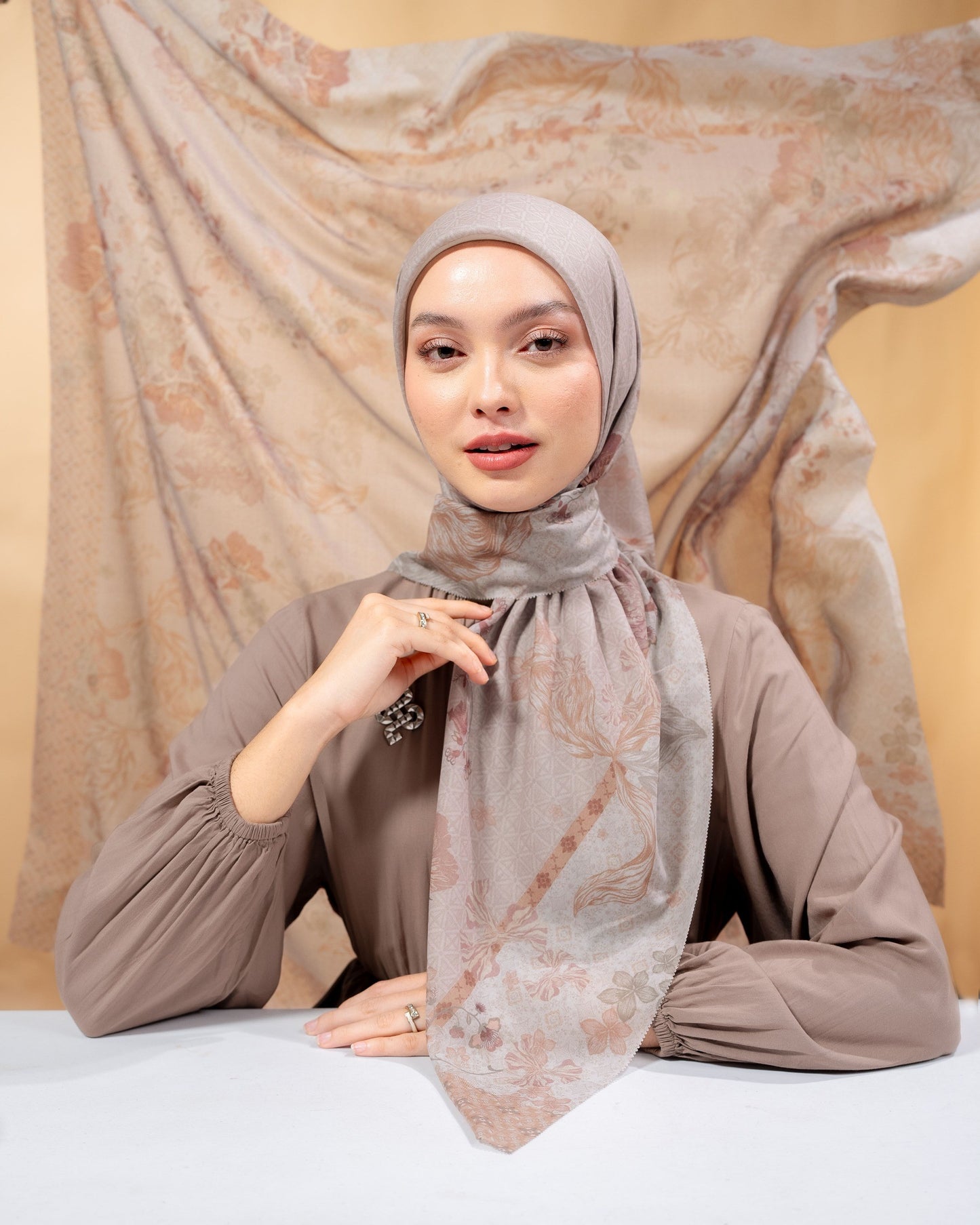 Agra Scarf