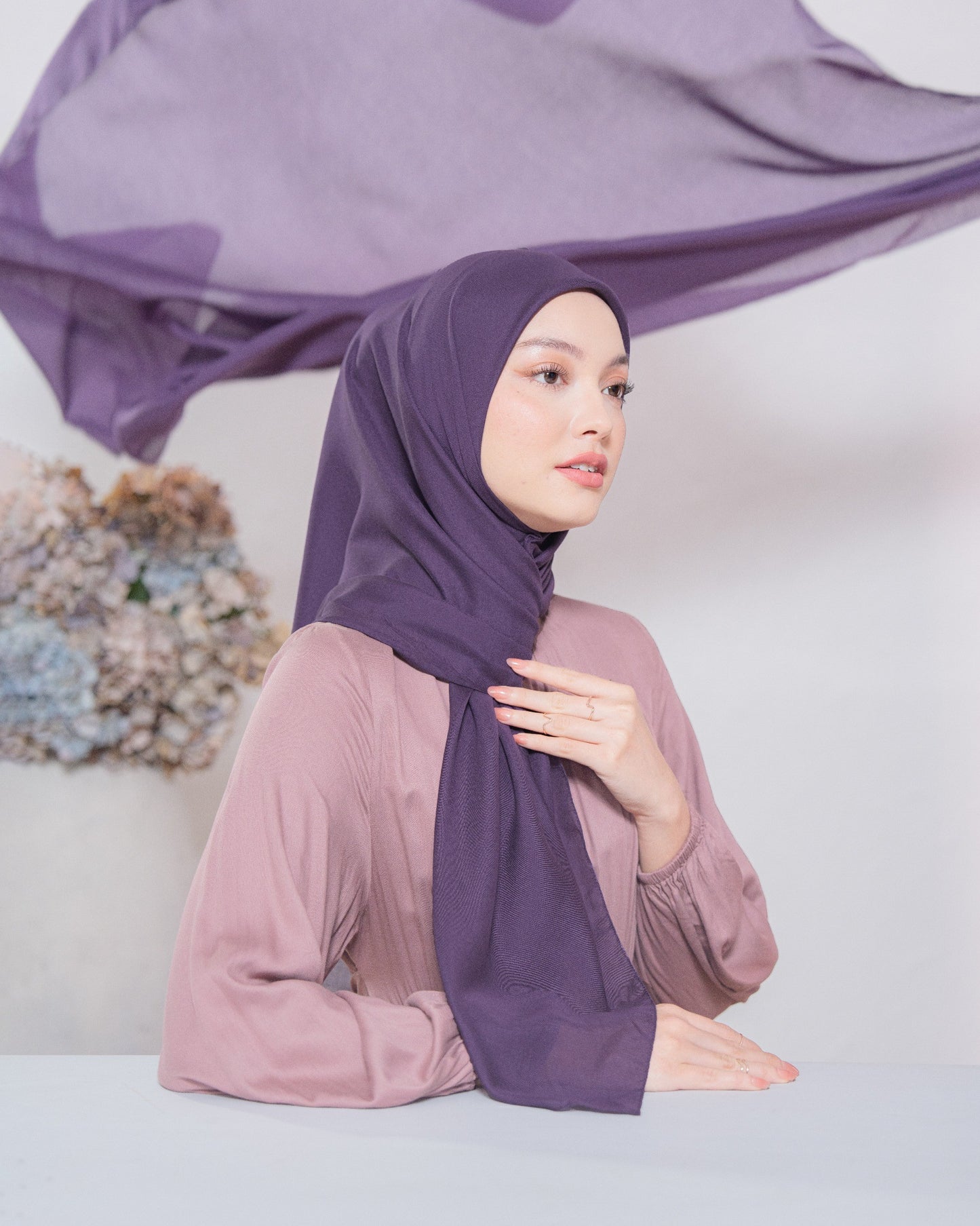 Heaven Lights - Voal Plain - Plain Square Voal Hijab