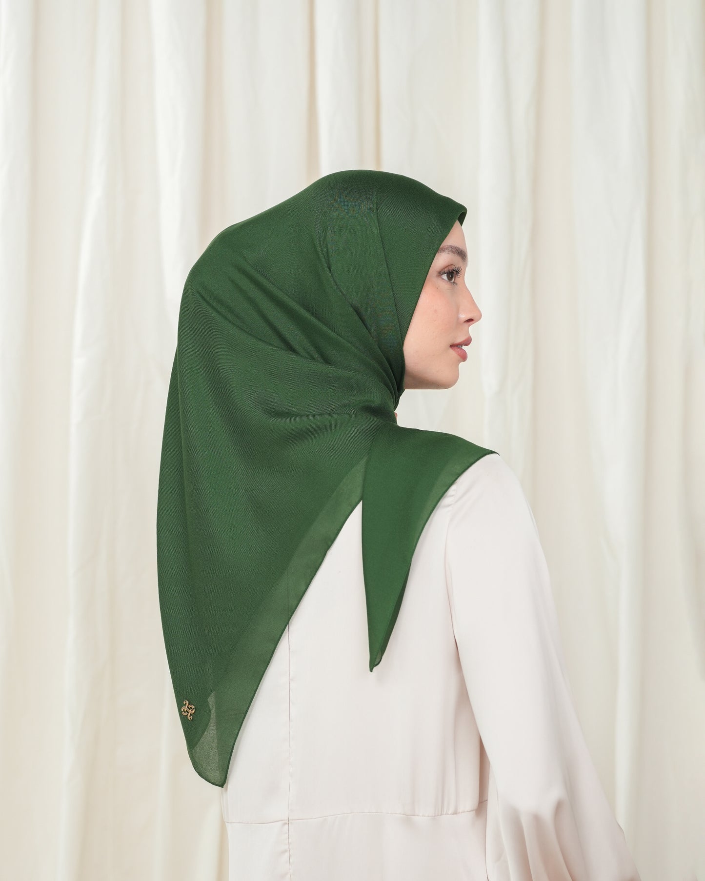 Heaven Lights - Voal Plain - Plain Square Voal Hijab