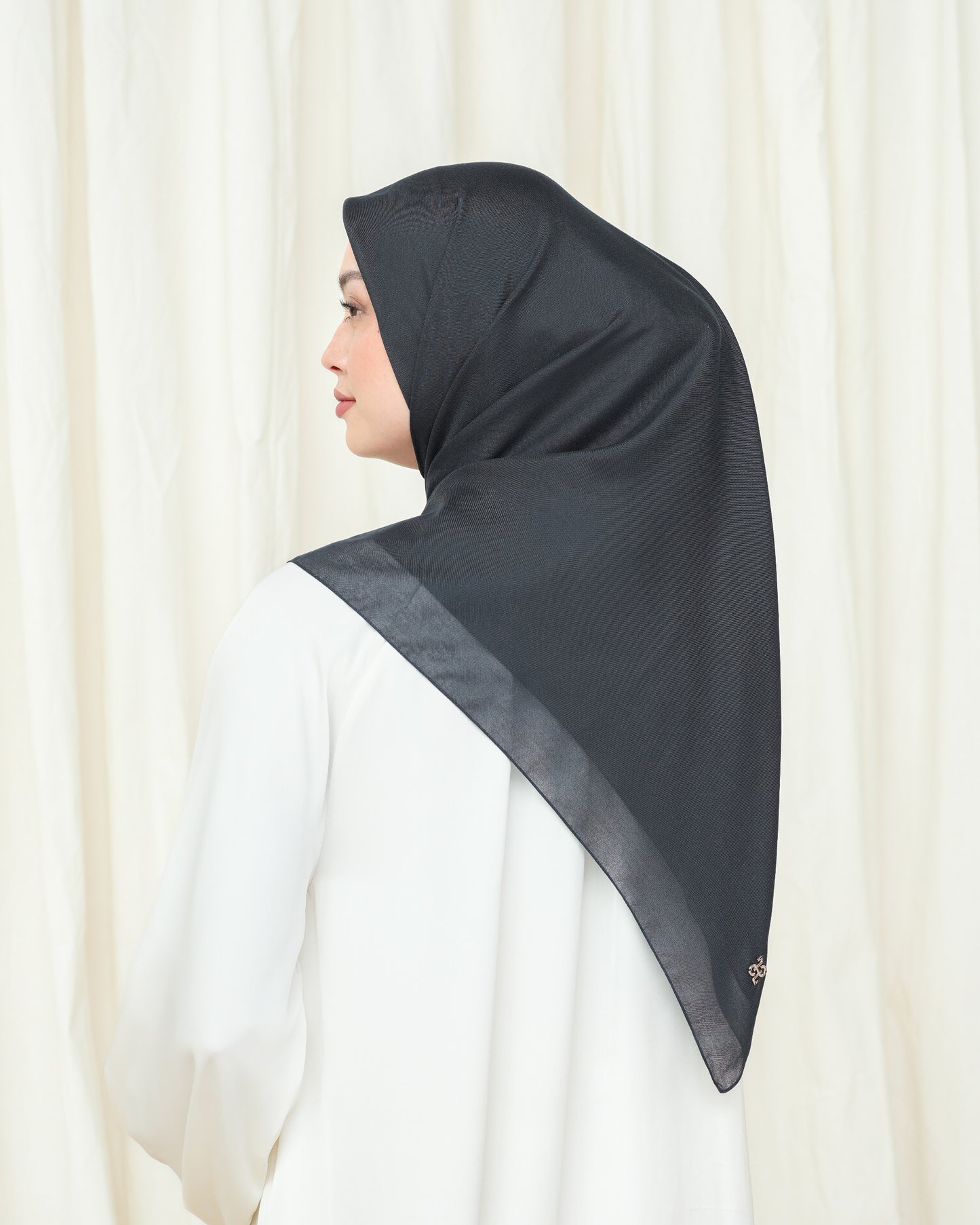 Heaven Lights - Voal Plain - Plain Square Voal Hijab