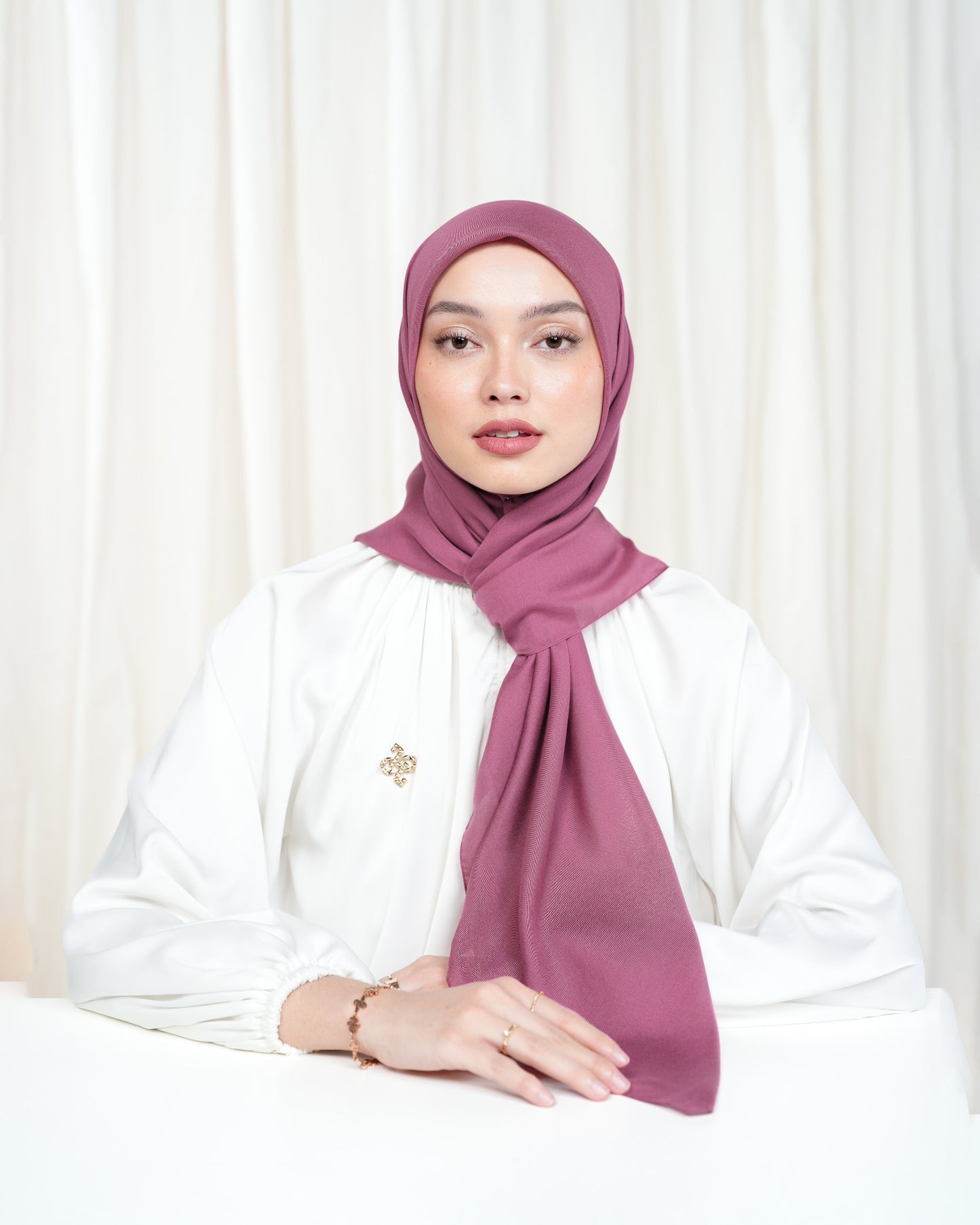 Heaven Lights - Voal Plain - Plain Square Voal Hijab