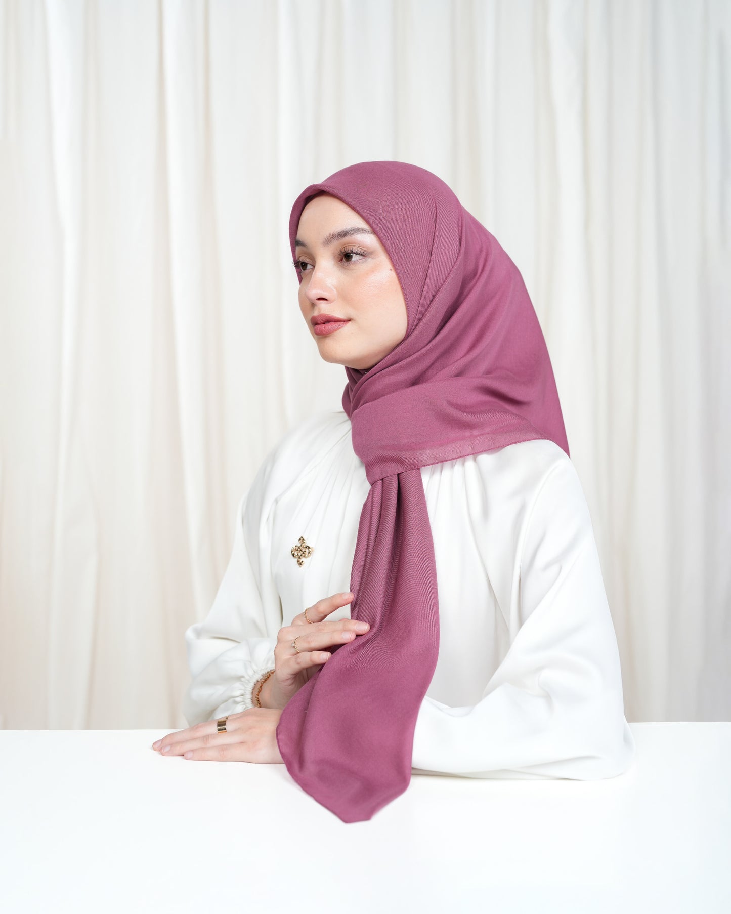 Heaven Lights - Voal Plain - Plain Square Voal Hijab