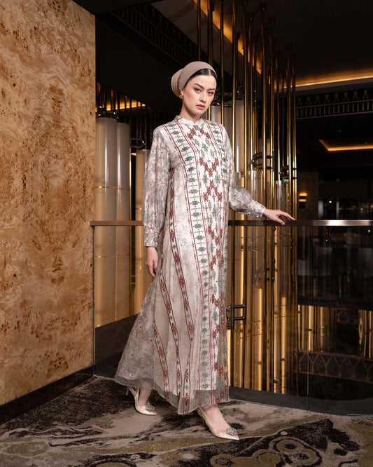 Cassia Dress Privรฉ