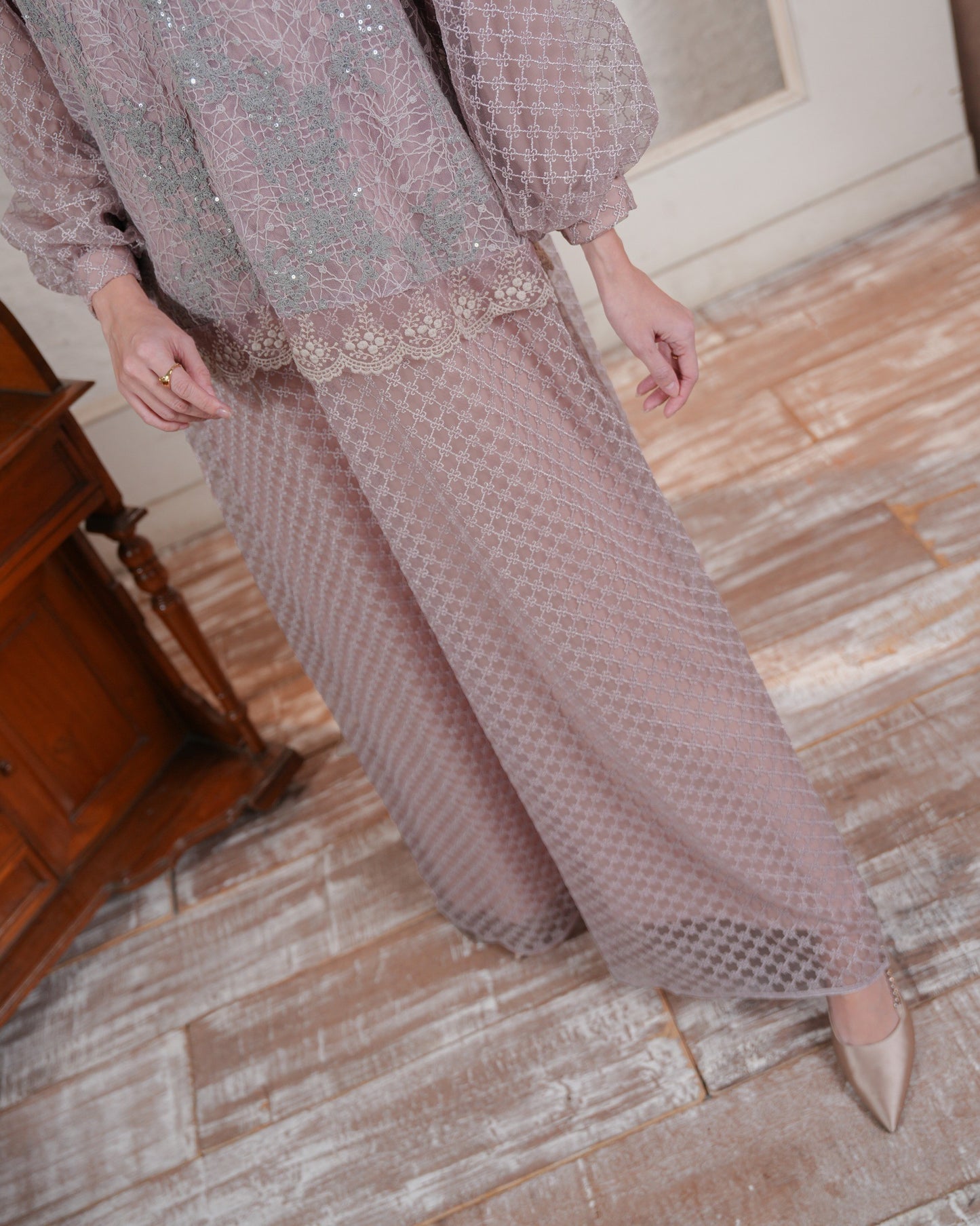 Nafeeza Dress Privé