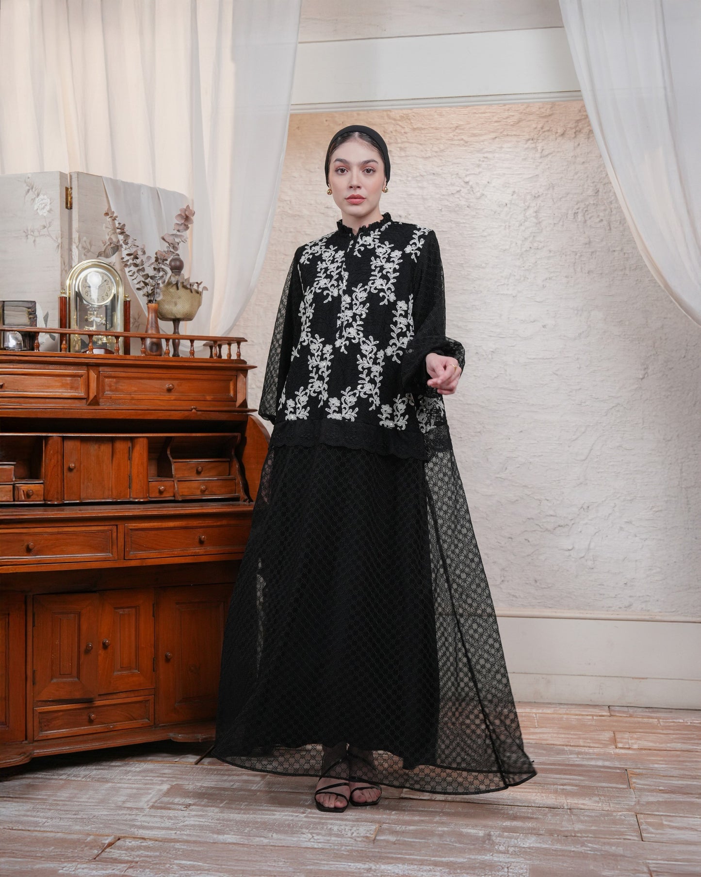 Nafeeza Dress Privé