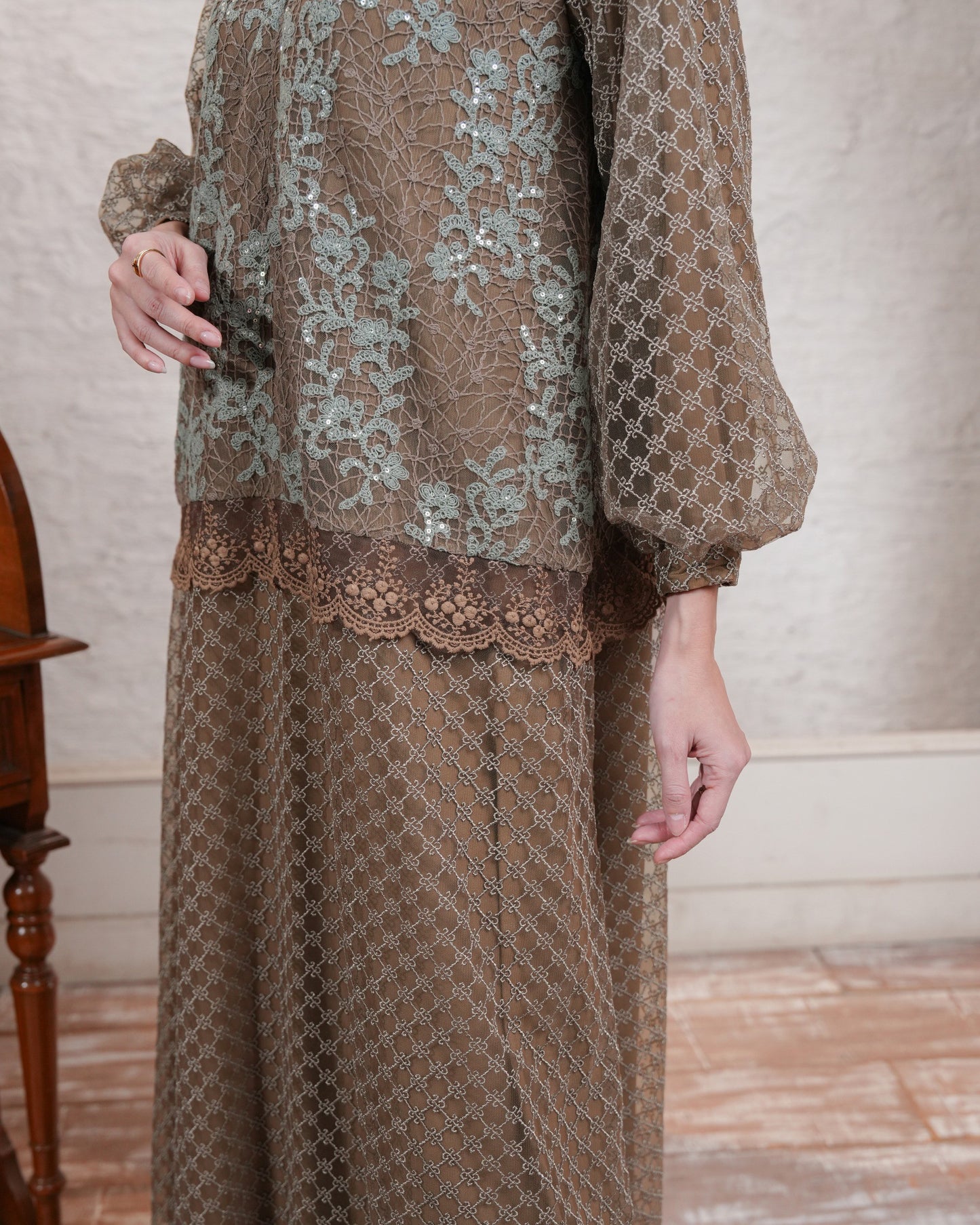 Nafeeza Dress Privé