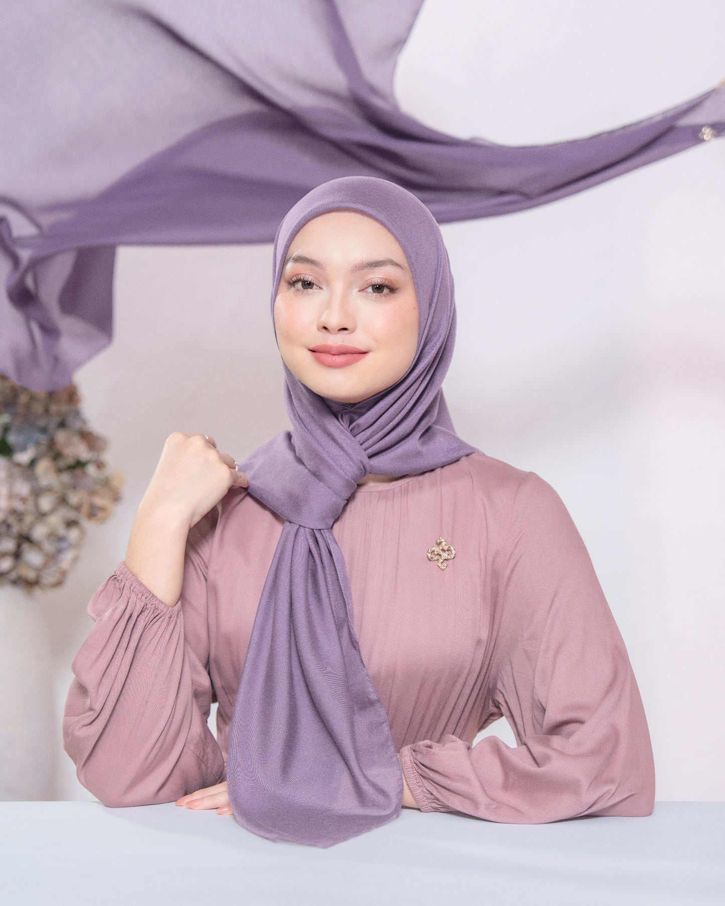 Heaven Lights - Voal Plain - Plain Square Voal Hijab