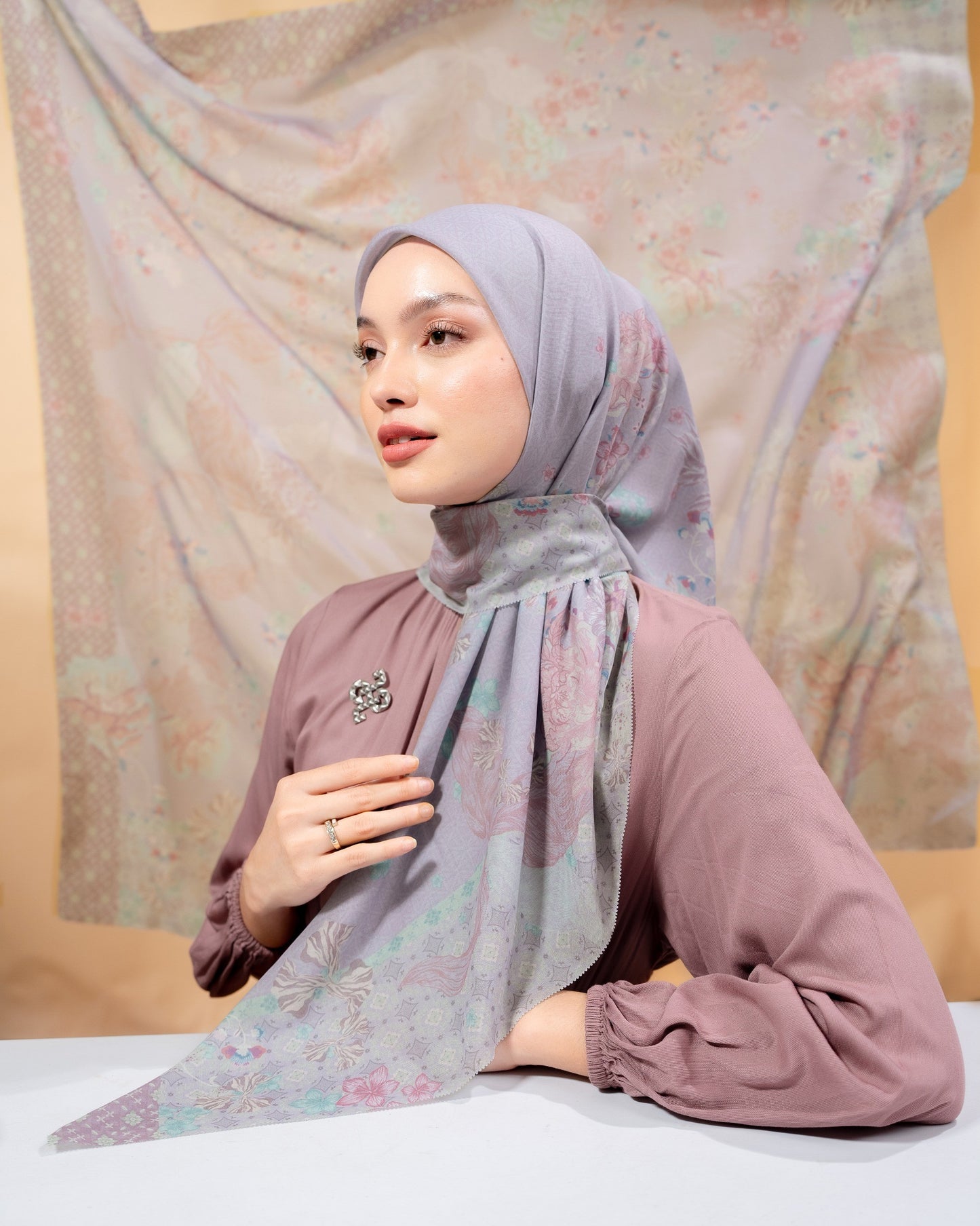 Agra Scarf