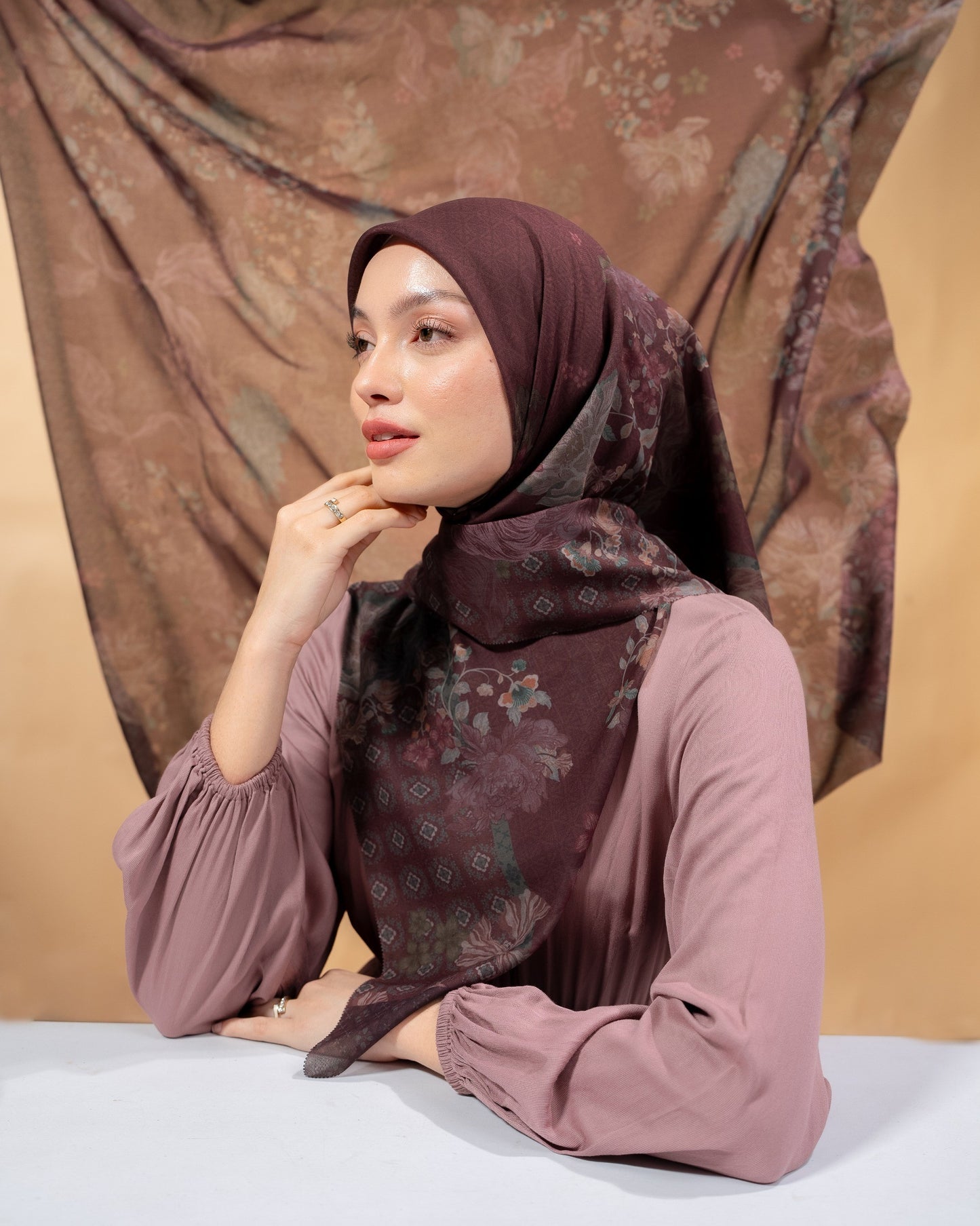 Agra Scarf
