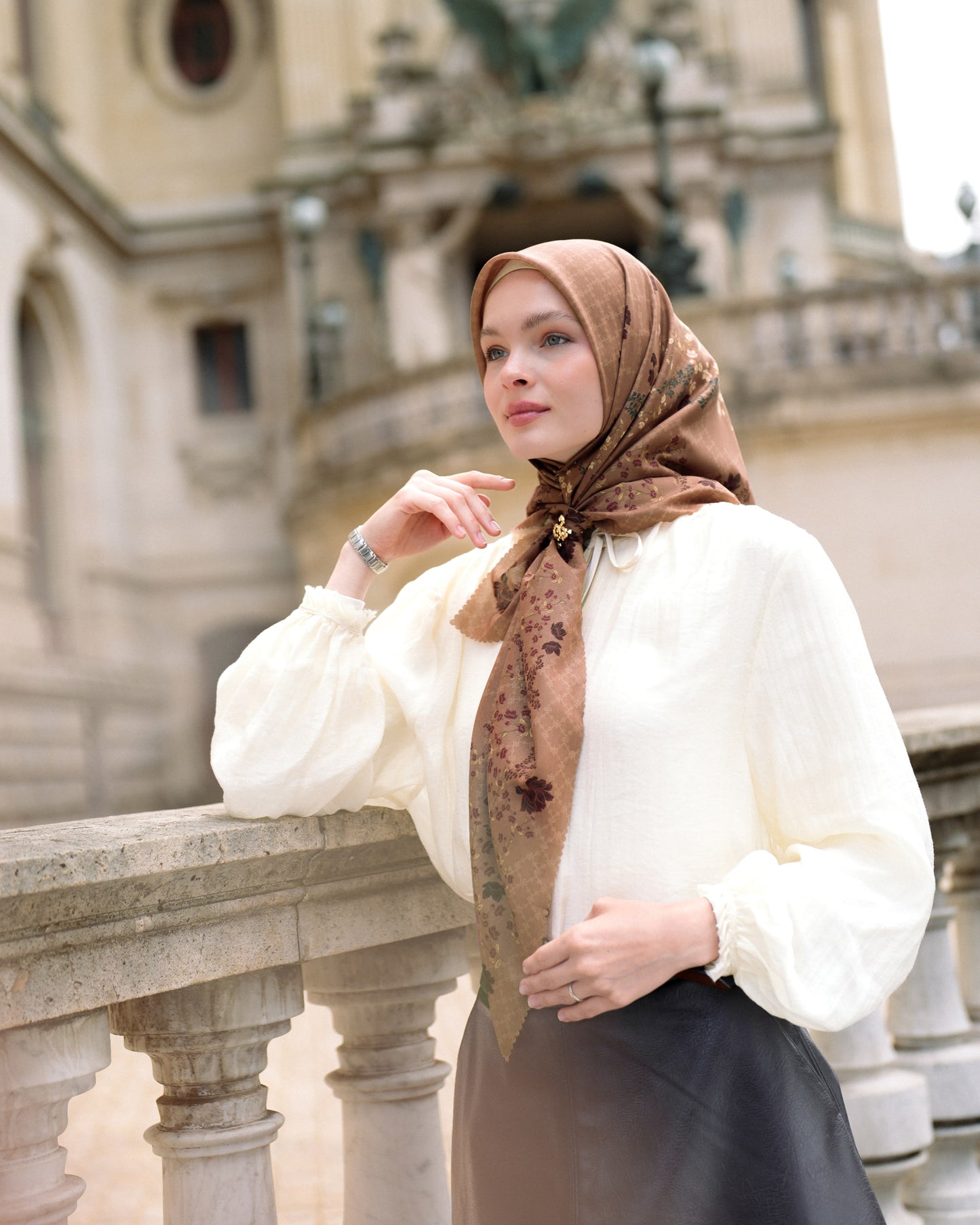 Roza Scarf