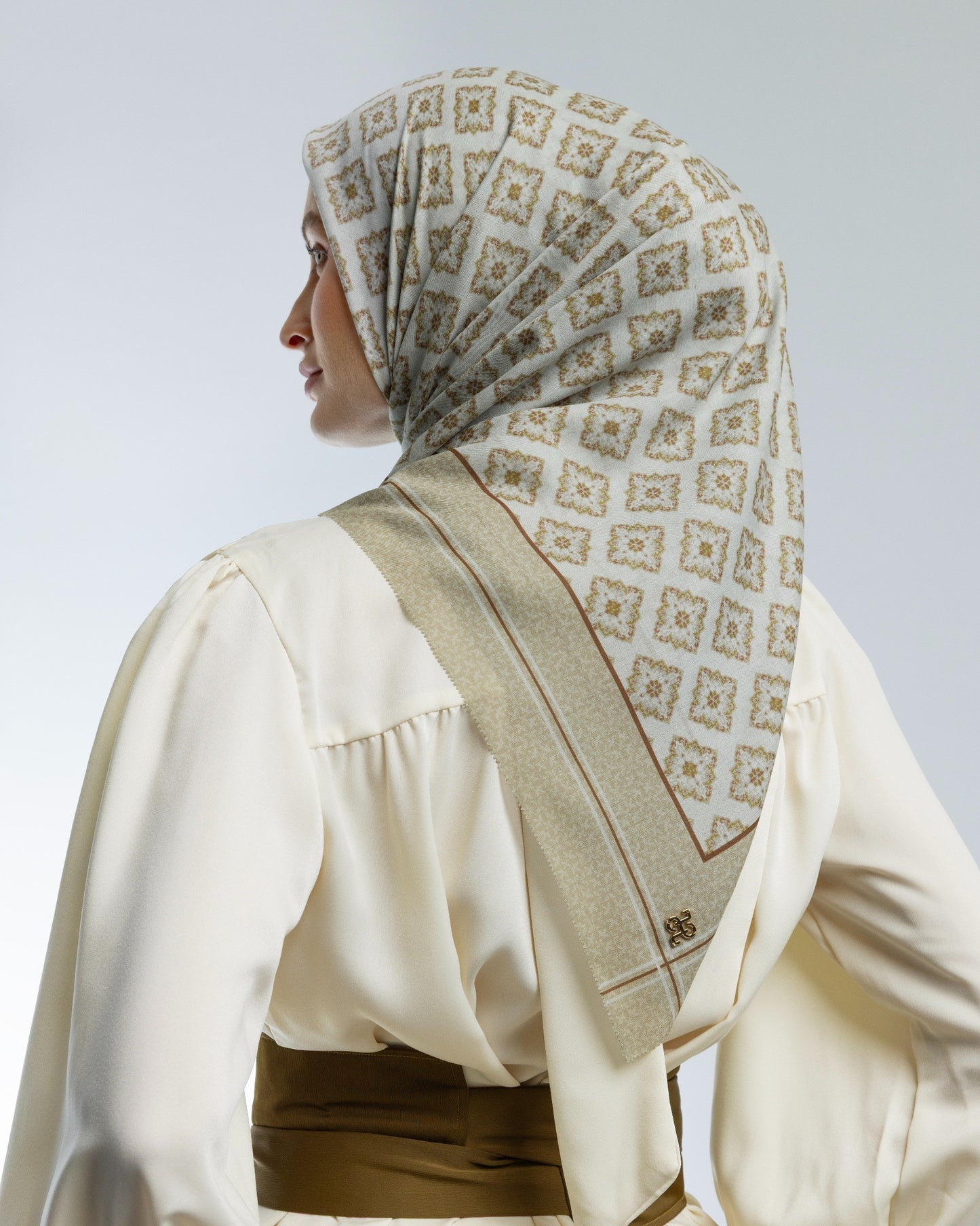 Rumila Scarf