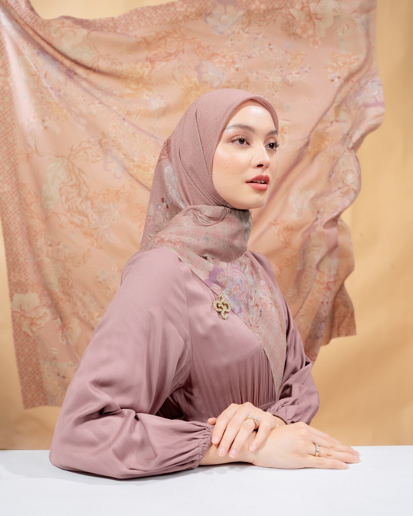 Agra Scarf