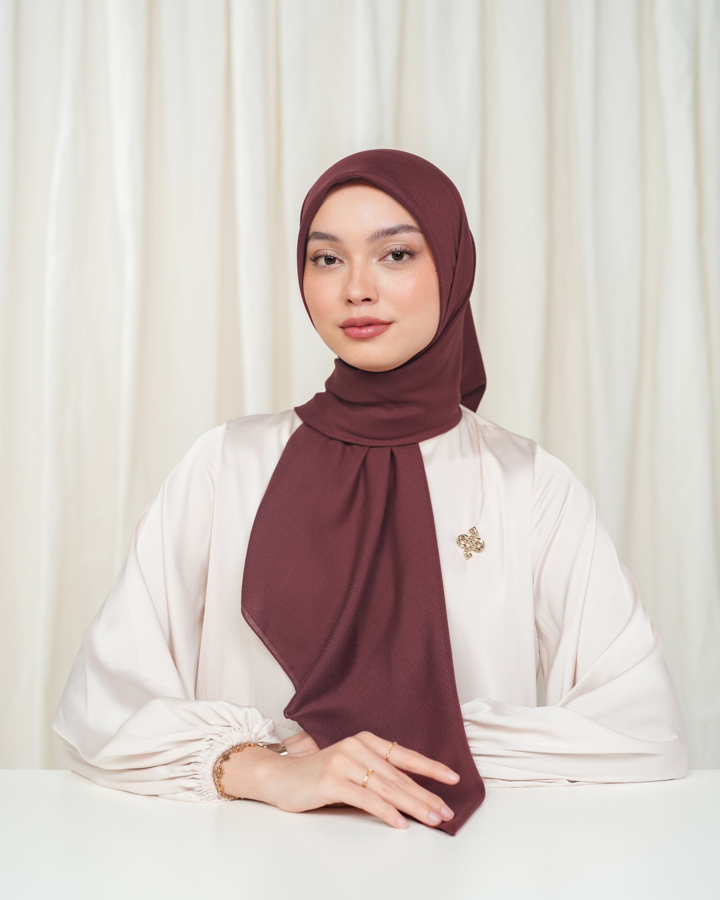 Heaven Lights - Voal Plain - Plain Square Voal Hijab