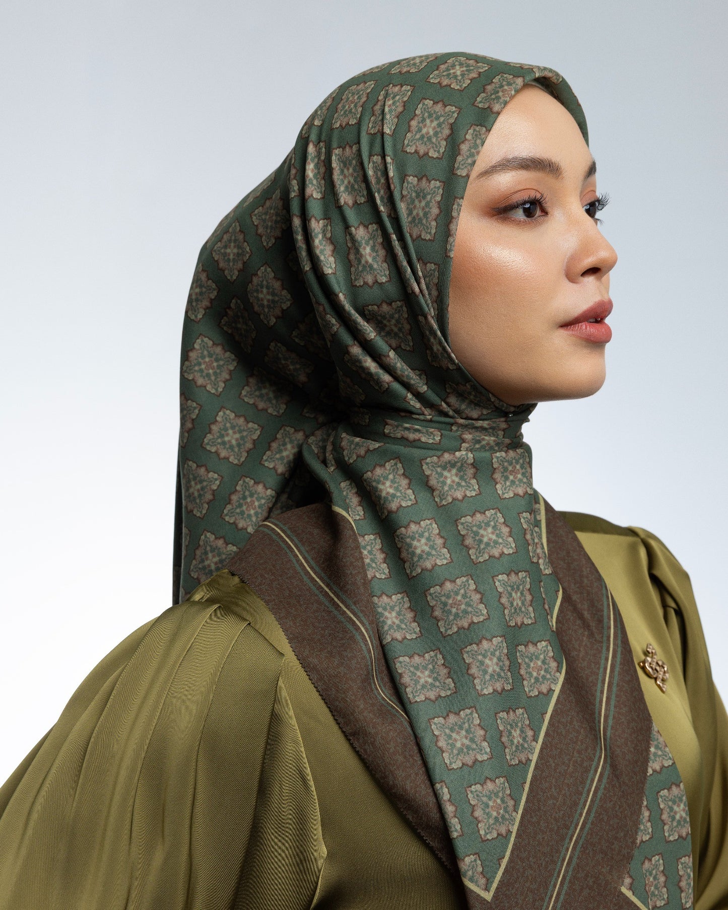Rumila Scarf