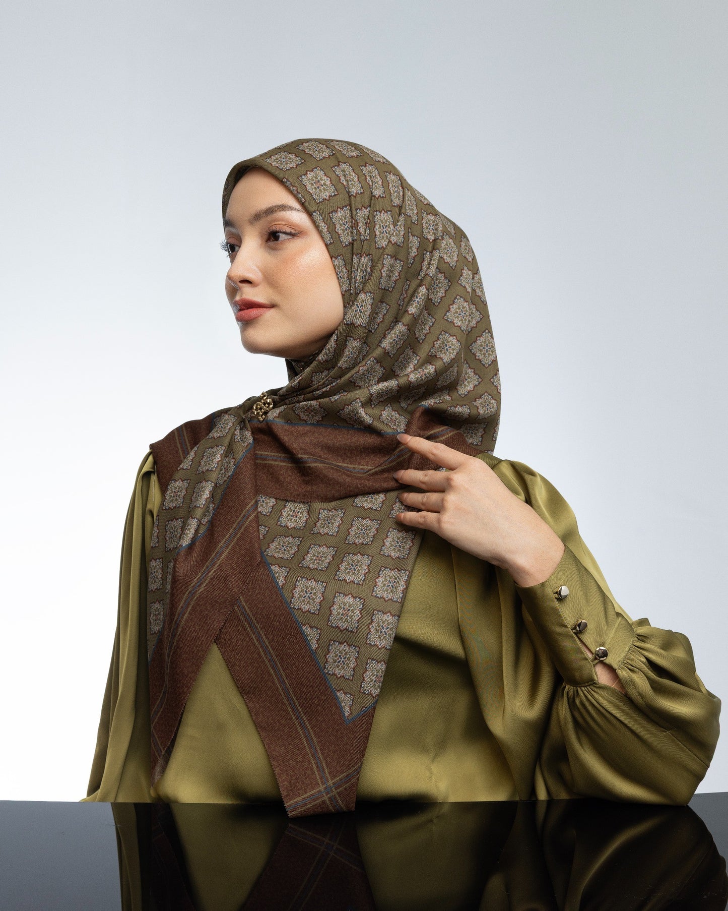 Rumila Scarf