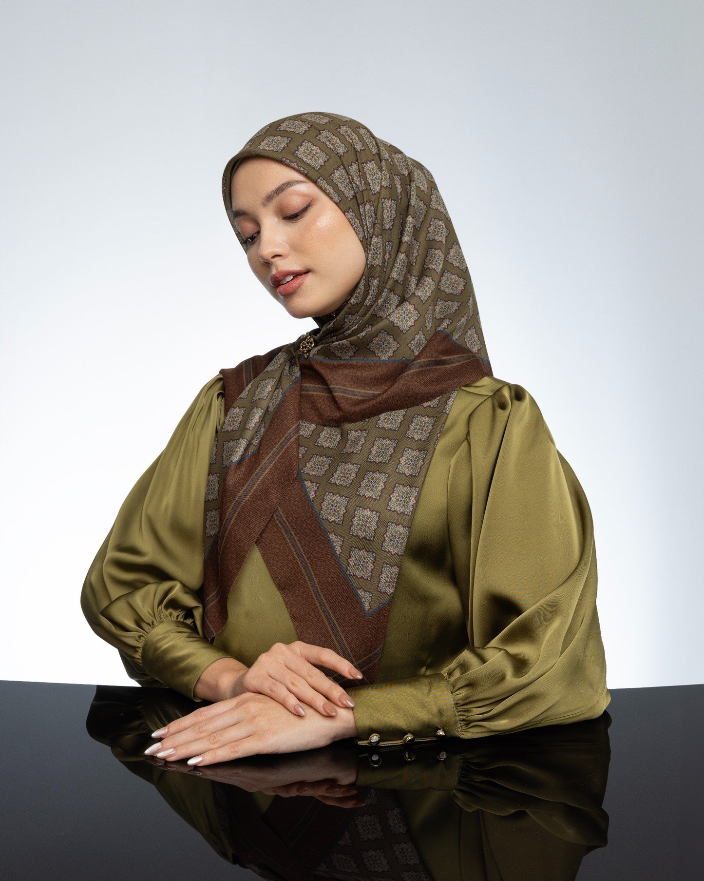 Rumila Scarf