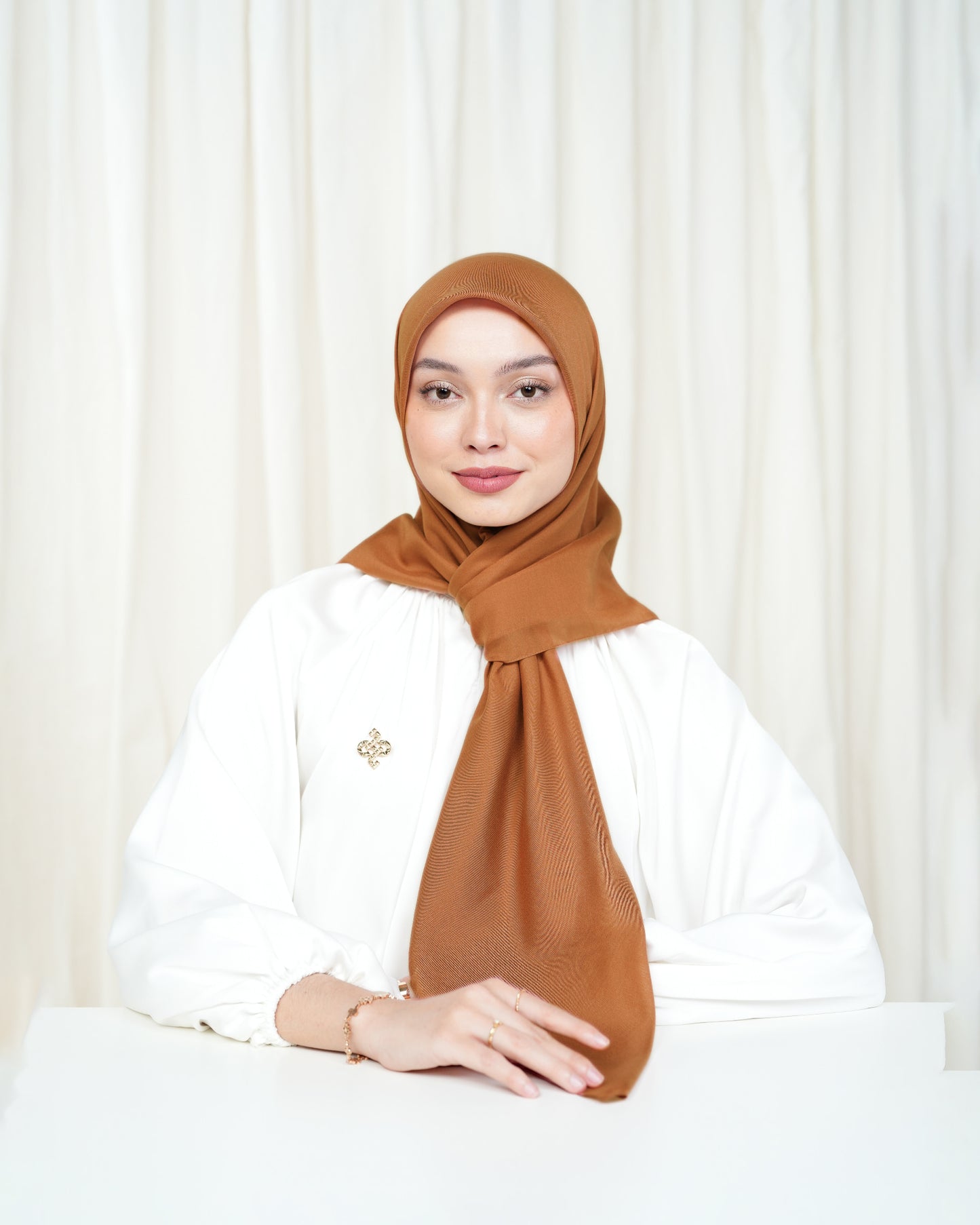 Heaven Lights - Voal Plain - Plain Square Voal Hijab