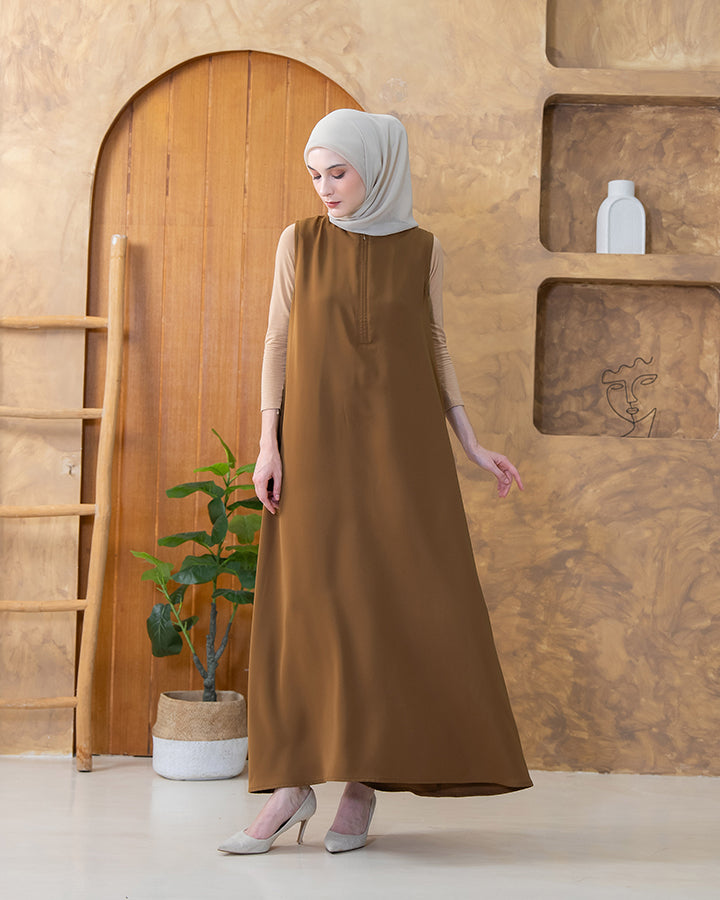 Elana Sleeveless Dress