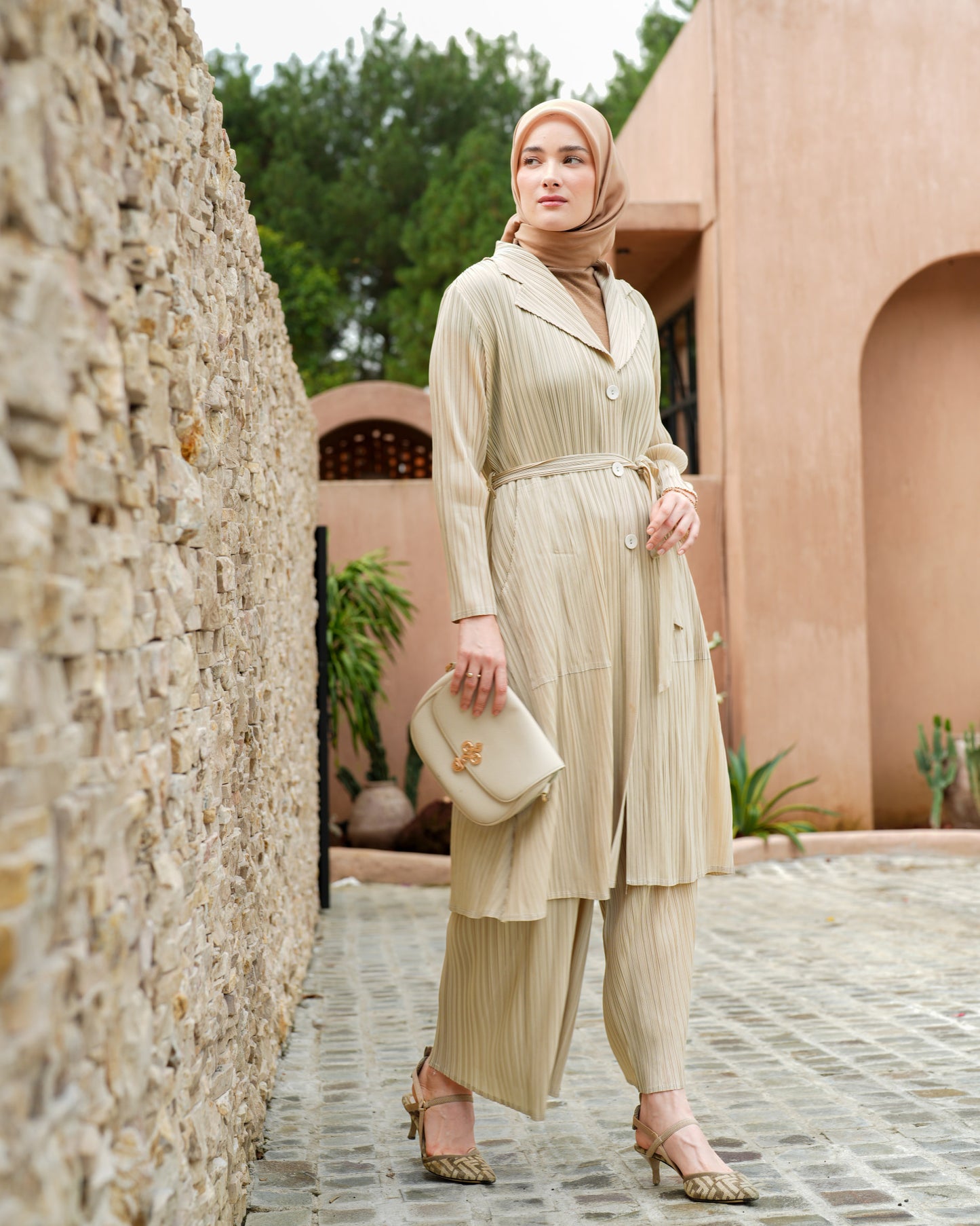 Ayumi Pleated Pants