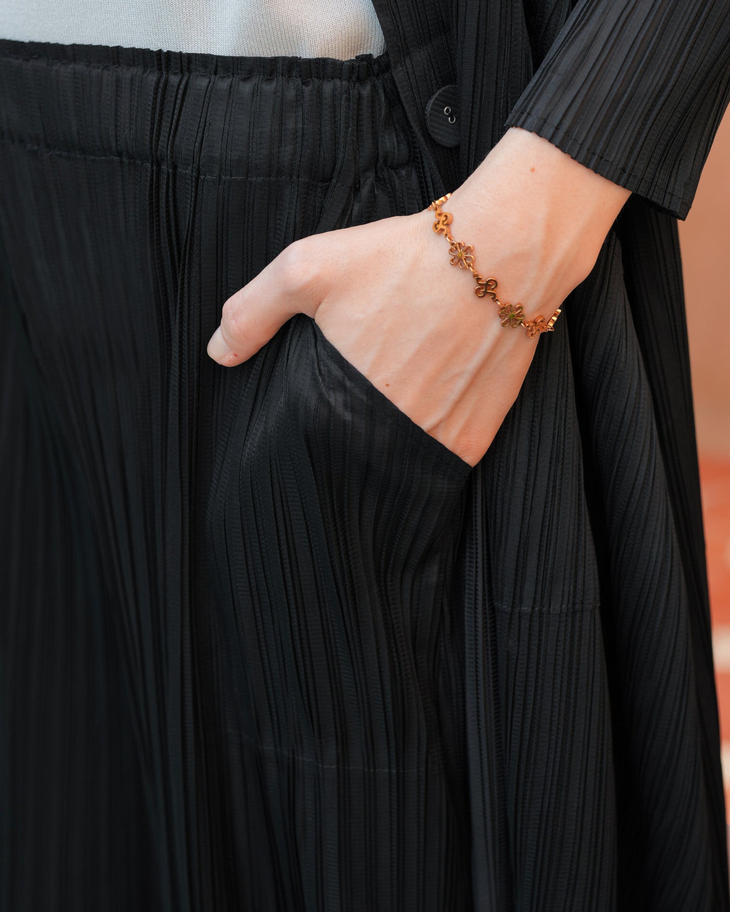 Ayumi Pleated Pants