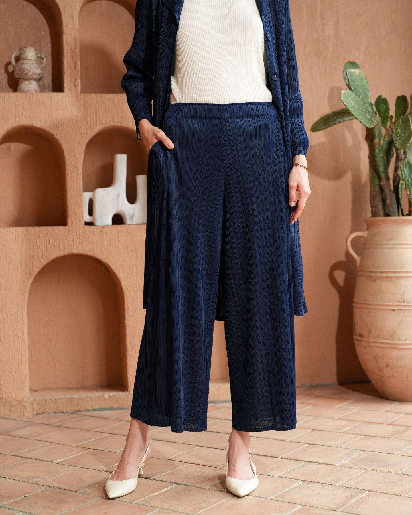 Ayumi Pleated Pants