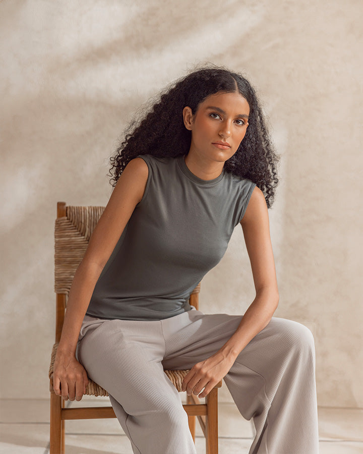 HL Purity Manset Sleeveless Round Neck