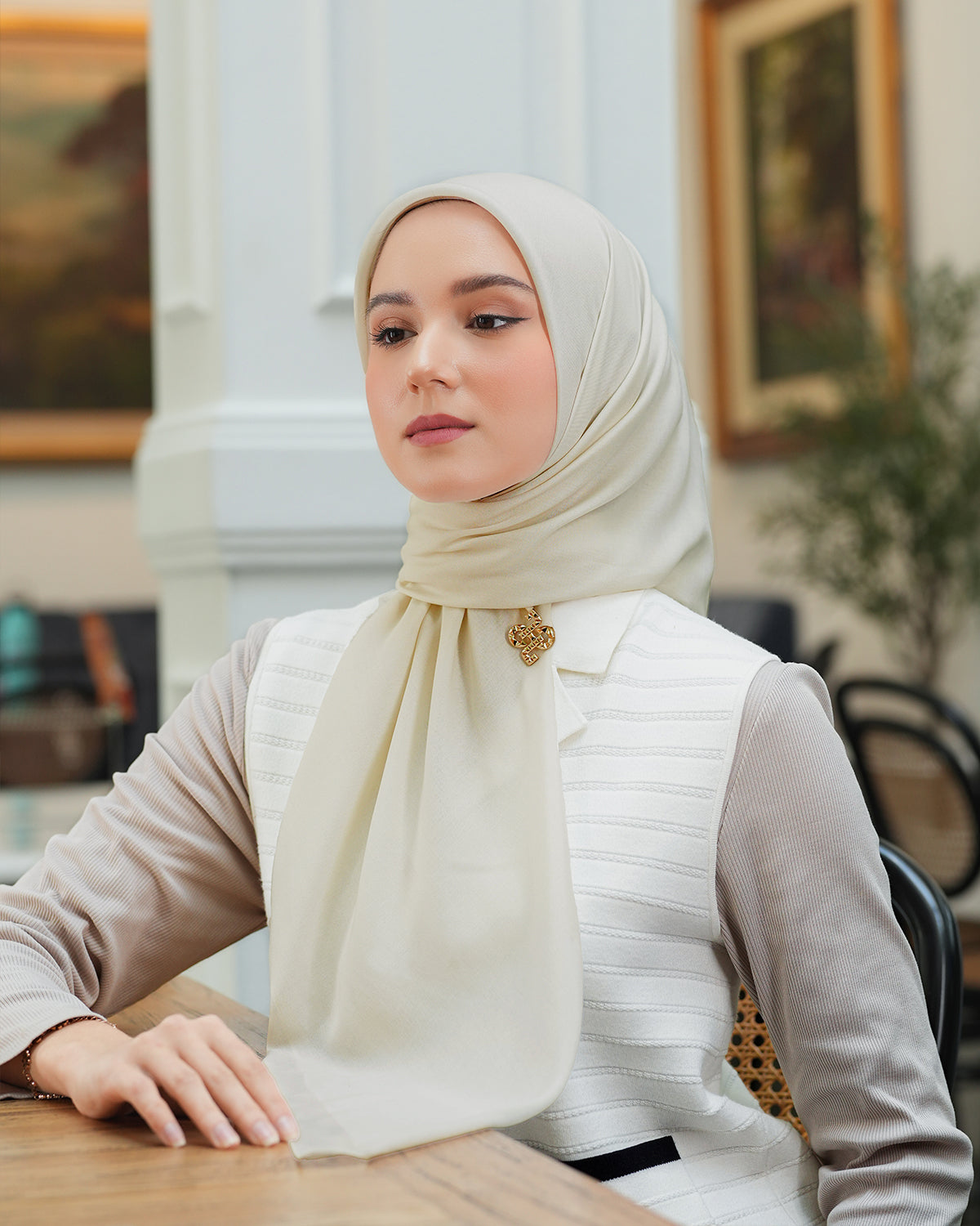 Heaven Lights - Voal Plain - Plain Square Voal Hijab
