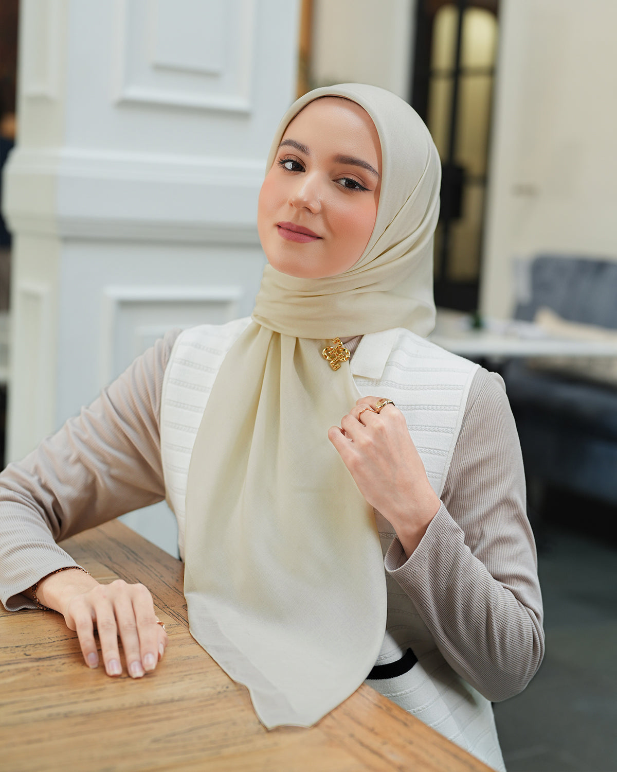 Heaven Lights - Voal Plain - Plain Square Voal Hijab