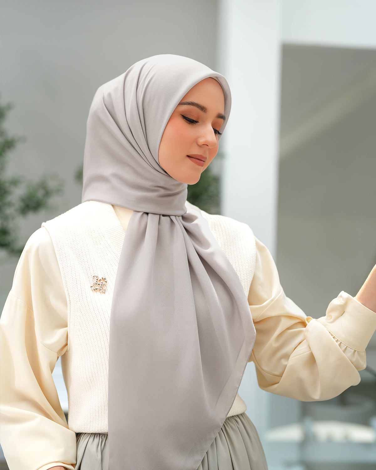 Heaven Lights - Voal Plain - Plain Square Voal Hijab