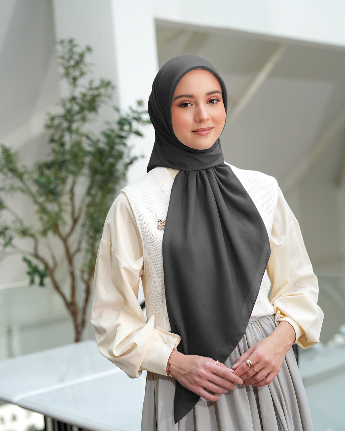 Heaven Lights - Voal Plain - Plain Square Voal Hijab