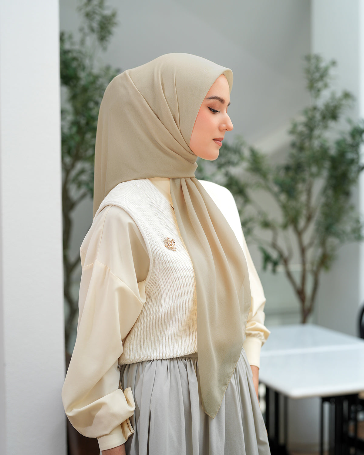 Heaven Lights - Voal Plain - Plain Square Voal Hijab