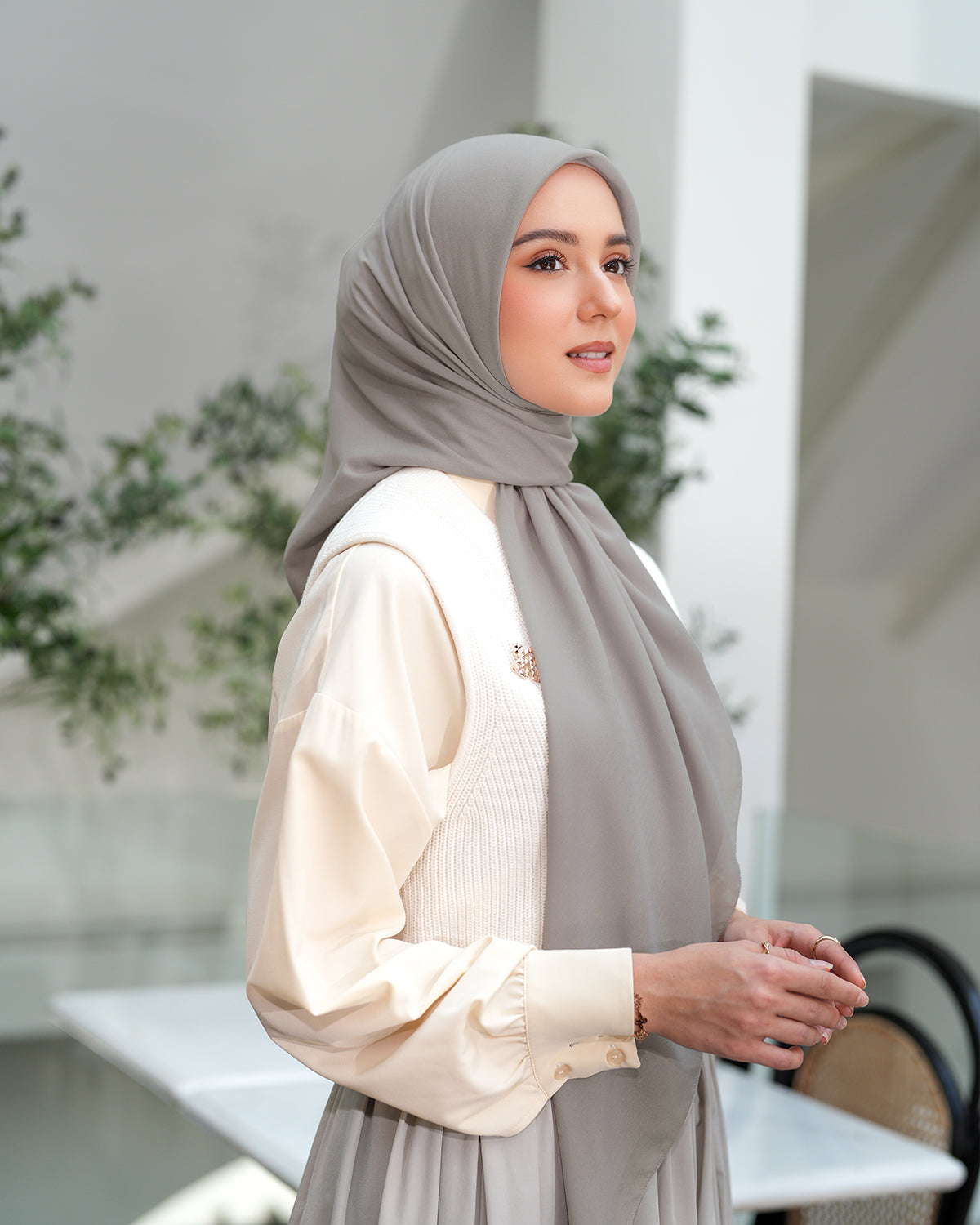 Heaven Lights - Voal Plain - Plain Square Voal Hijab