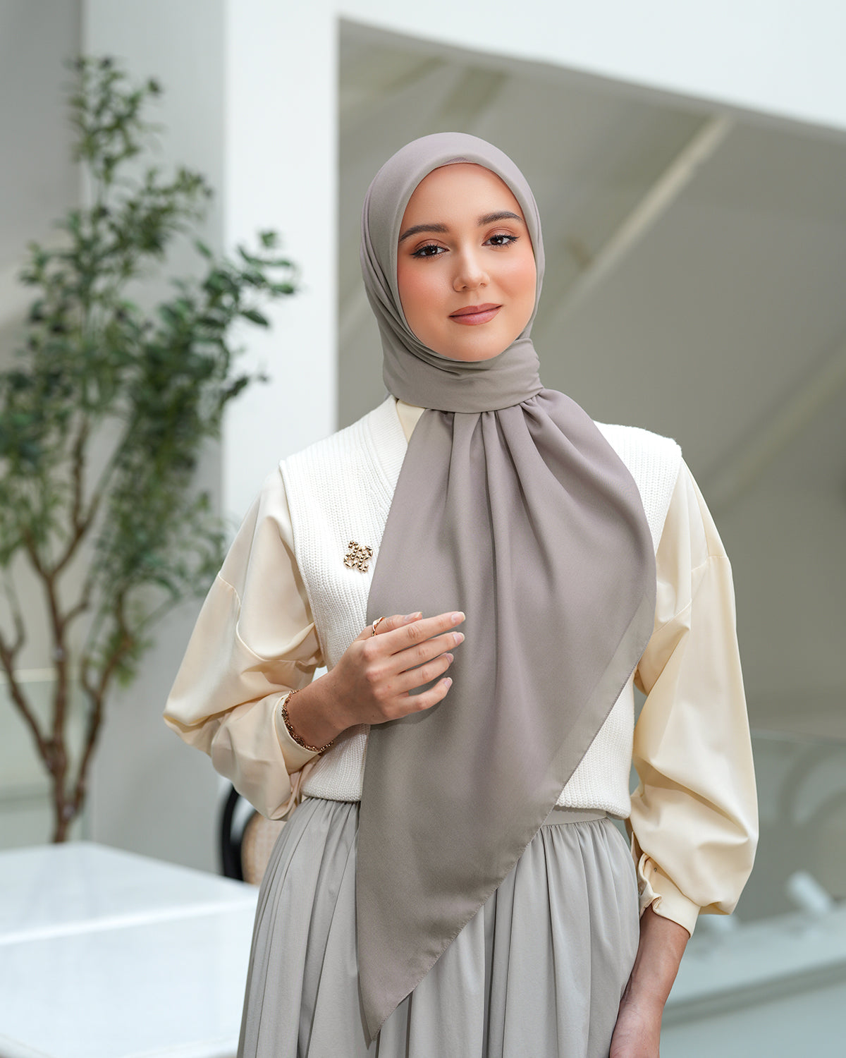 Heaven Lights - Voal Plain - Plain Square Voal Hijab