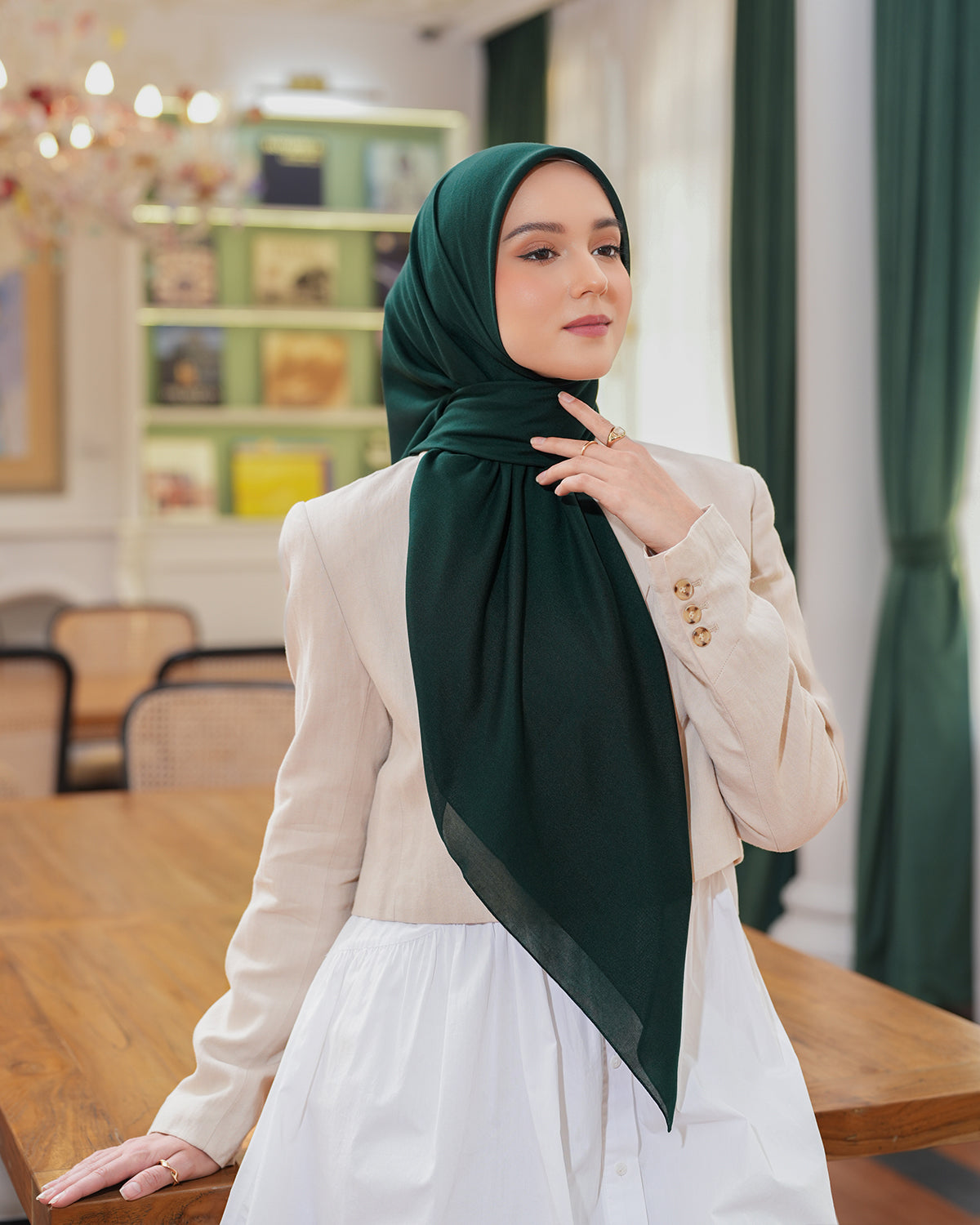 Heaven Lights - Voal Plain - Plain Square Voal Hijab