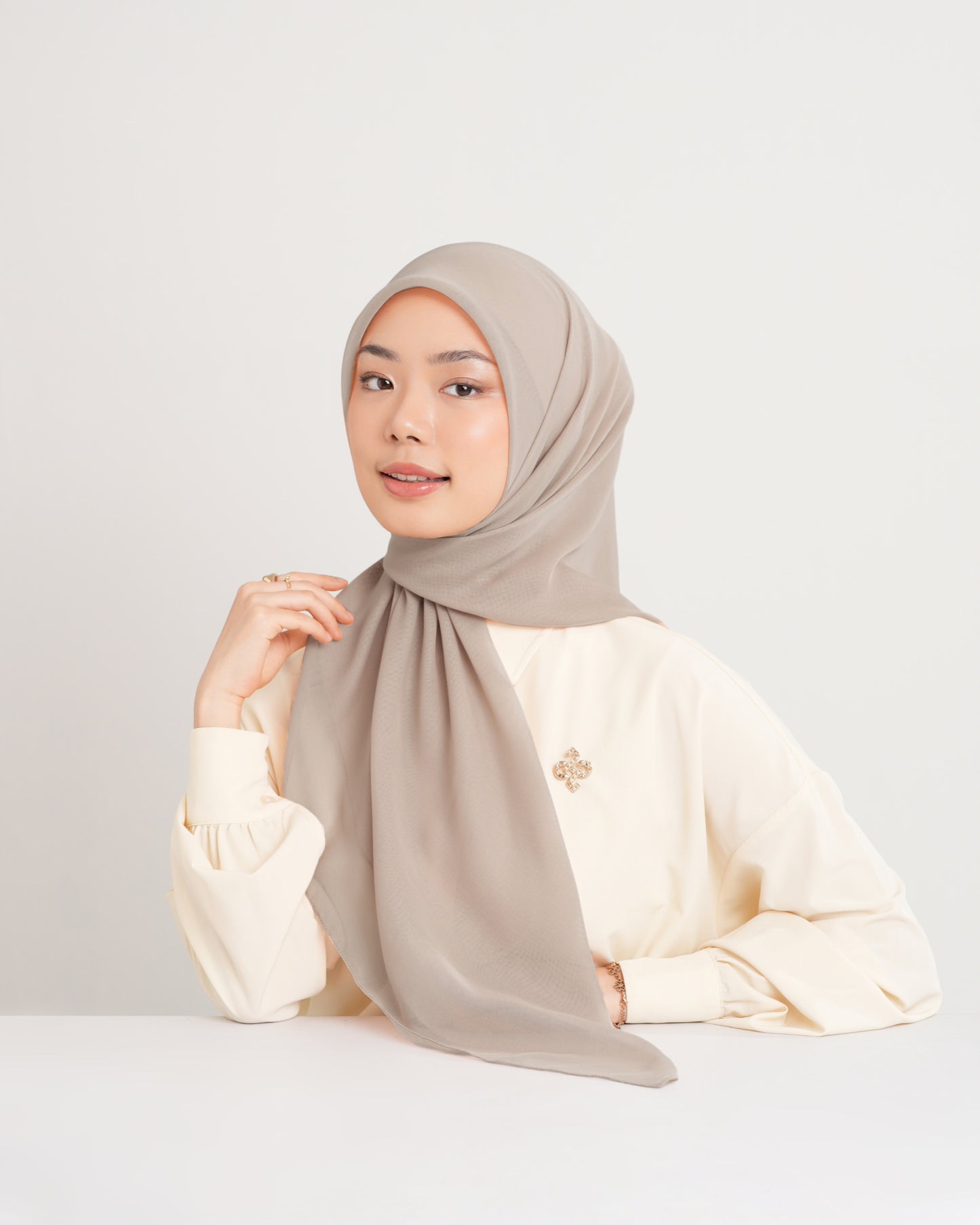 New HL Paris with Diamond Logo