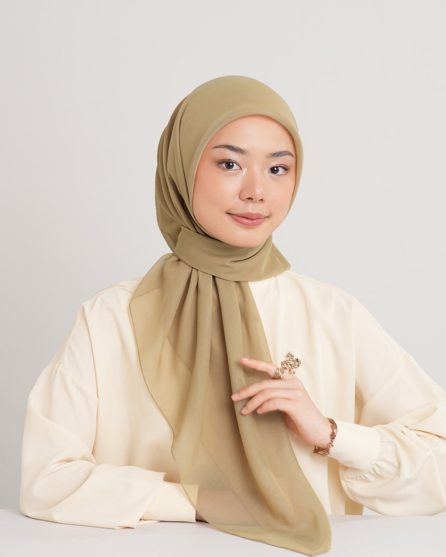 New HL Paris with Diamond Logo